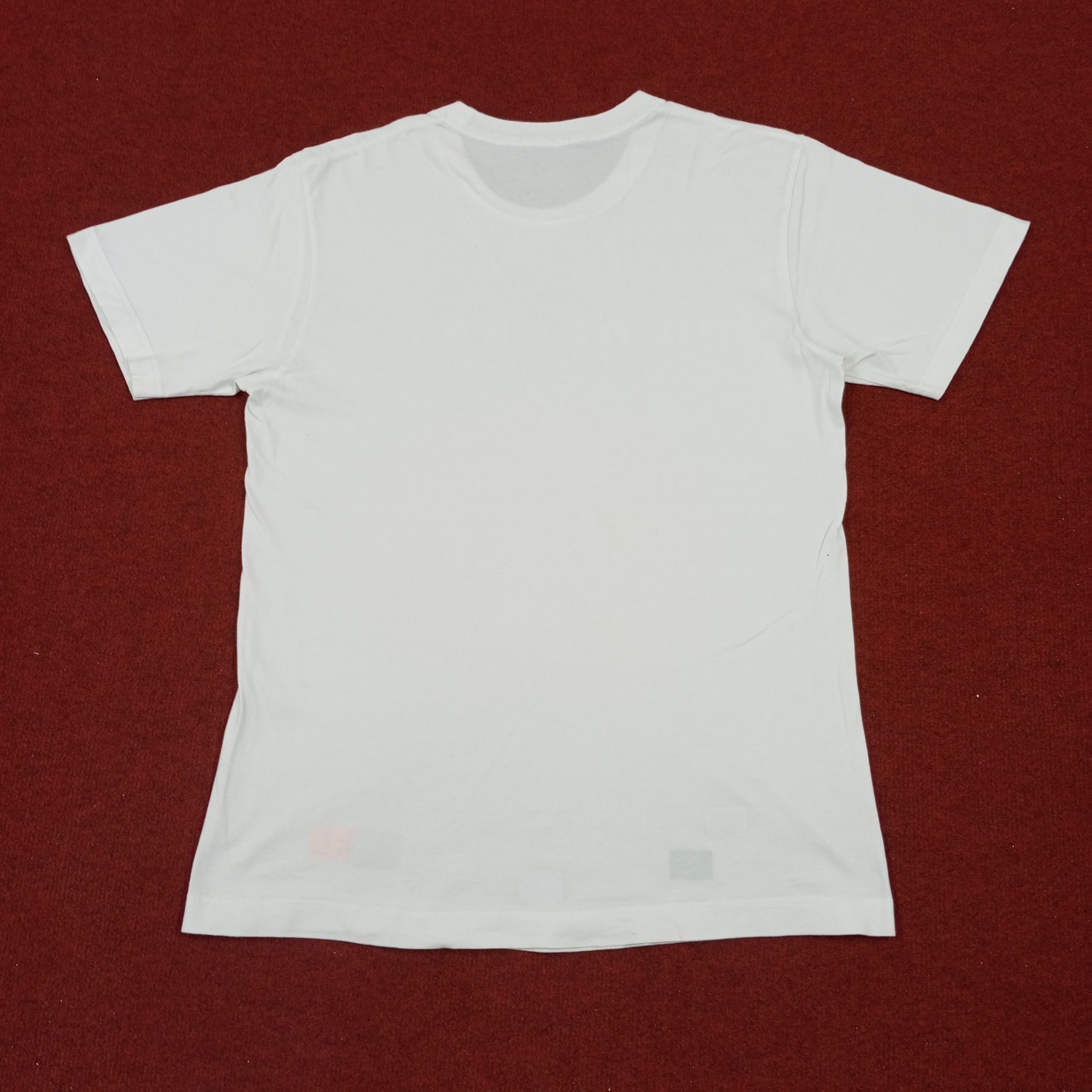 Burberry × Vintage Burberry London Fashion Brand Custom Art Tshirt Size US M / EU 48-50 / 2 - 3 Thumbnail