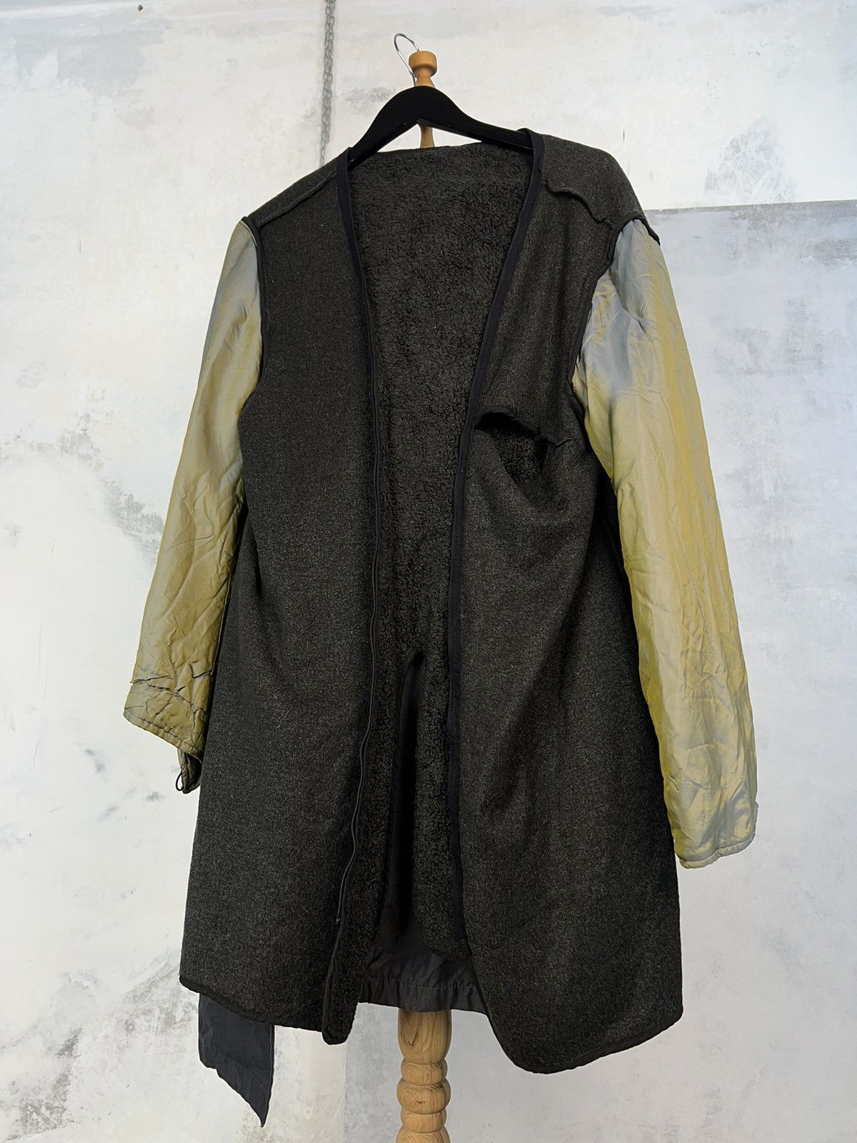 Versace Vintage Versace V2 Trench Coat Size M - L 50 Size US M / EU 48-50 / 2 - 7 Thumbnail