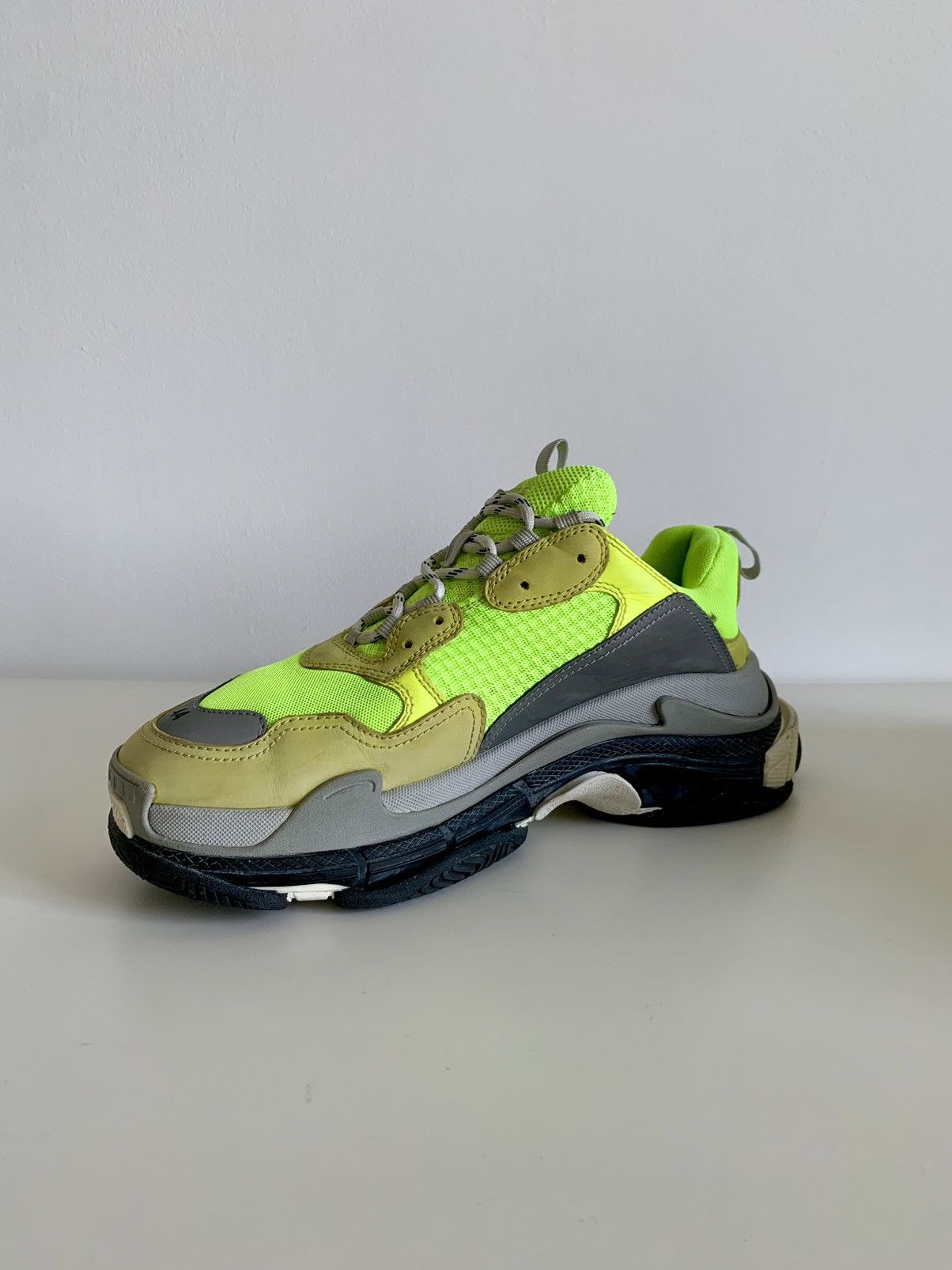 Balenciaga Balenciaga Triple S - Neon Yellow Size US 11 / EU 44 - 6 Thumbnail