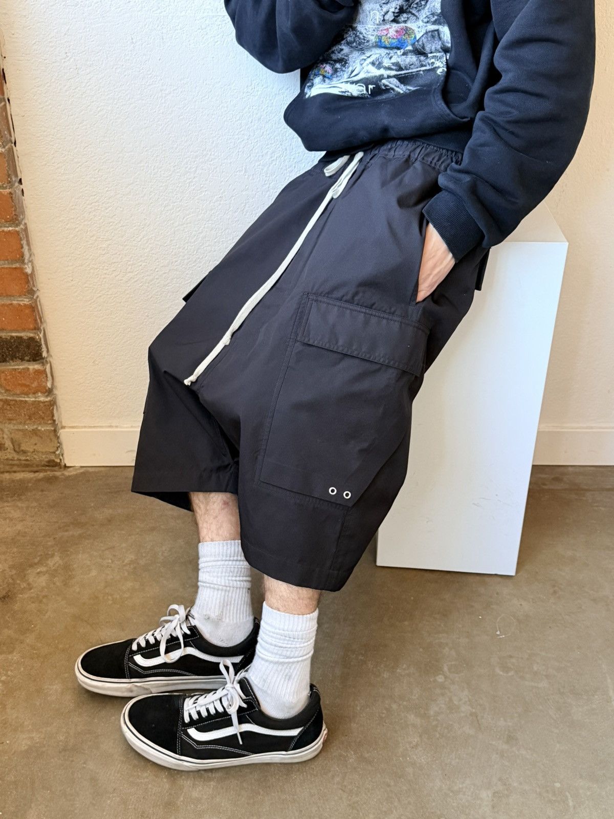 Rick Owens Rick Owens Drop Crotch Shorts Size US 32 / EU 48 - 1 Thumbnail