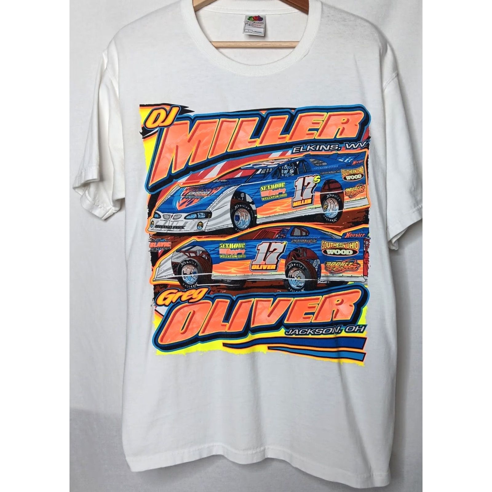 Fruit Of The Loom DJ Miller Race T Shirt L White Cotton Crew Neck Short Sleeve Men Stock Car Racing Elkins WV Motorsports Graphic Print 2000s Size US L / EU 52-54 / 3 - 2 Thumbnail