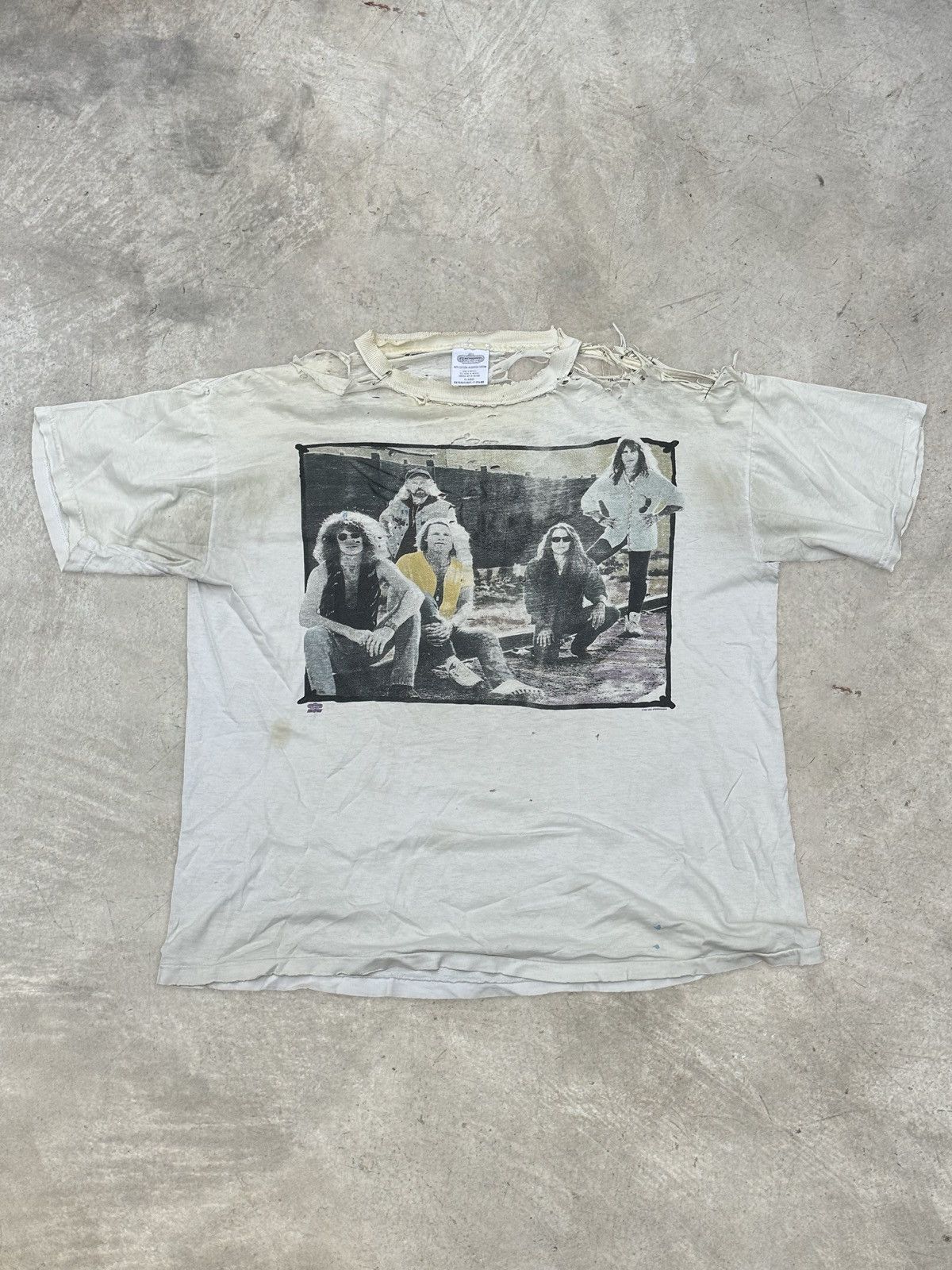 Vintage Vintage Speedwagon Can’t Stop Rockin’ Concert T Shirt 1995 THRASHED Size US XL / EU 56 / 4 - 1 Thumbnail