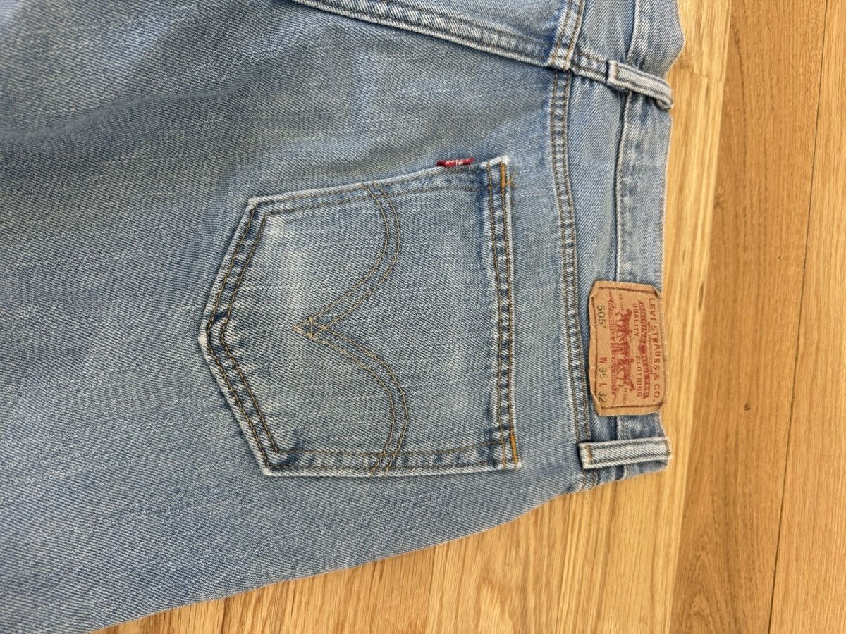 Levi's Vintage Clothing Vintage Levi’s 505 Straight Fit Jeans – Light Wash – 36W 32L Size US 36 / EU 52 - 9 Thumbnail