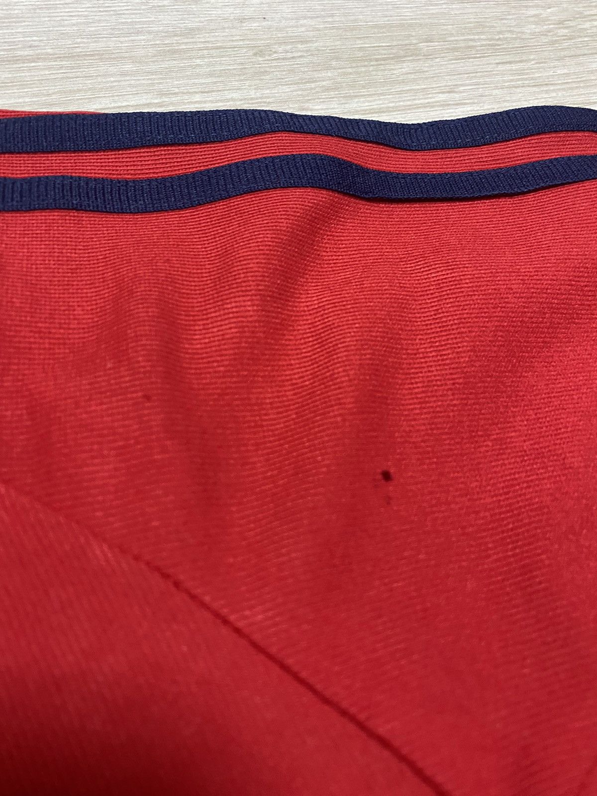 Adidas Vintage Adidas Jersey Spain National Team 2002/03 size XL Size US XL / EU 56 / 4 - 5 Thumbnail