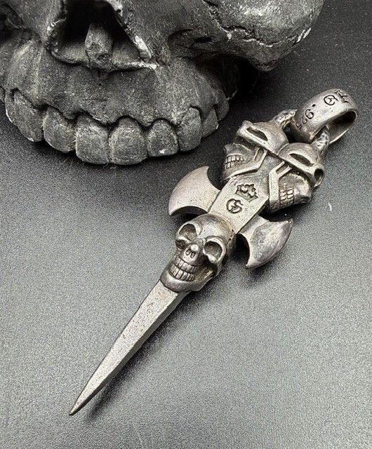 Gaboratory Gaboratory skull/noodle necklace | Grailed
