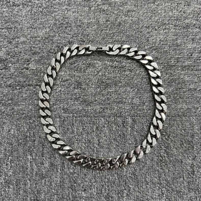Louis Vuitton Louis Vuitton Silver Cuban Link Necklace. Size ONE SIZE - 2 Thumbnail
