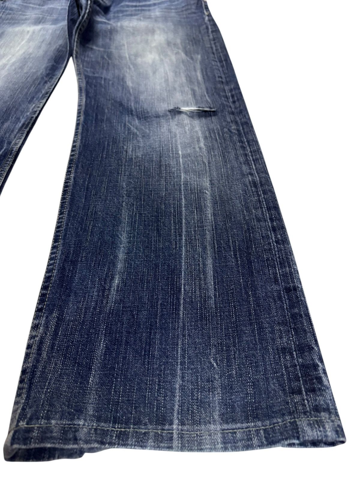 Japanese Brand Vintage Japanese Anti Label Mud Wash Distressed Loose Jeans Size US 34 / EU 50 - 7 Thumbnail