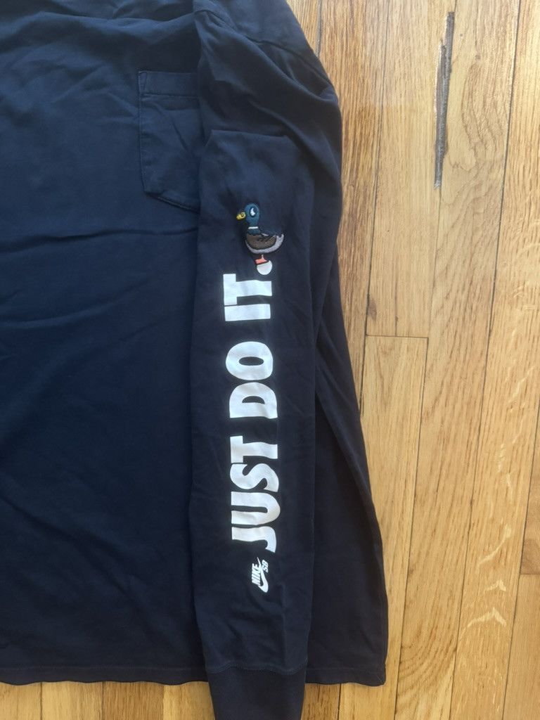 Nike Nike SB Long Sleeve Pocket Shirt Mens XL Black Duck Patch Size US XL / EU 56 / 4 - 3 Thumbnail