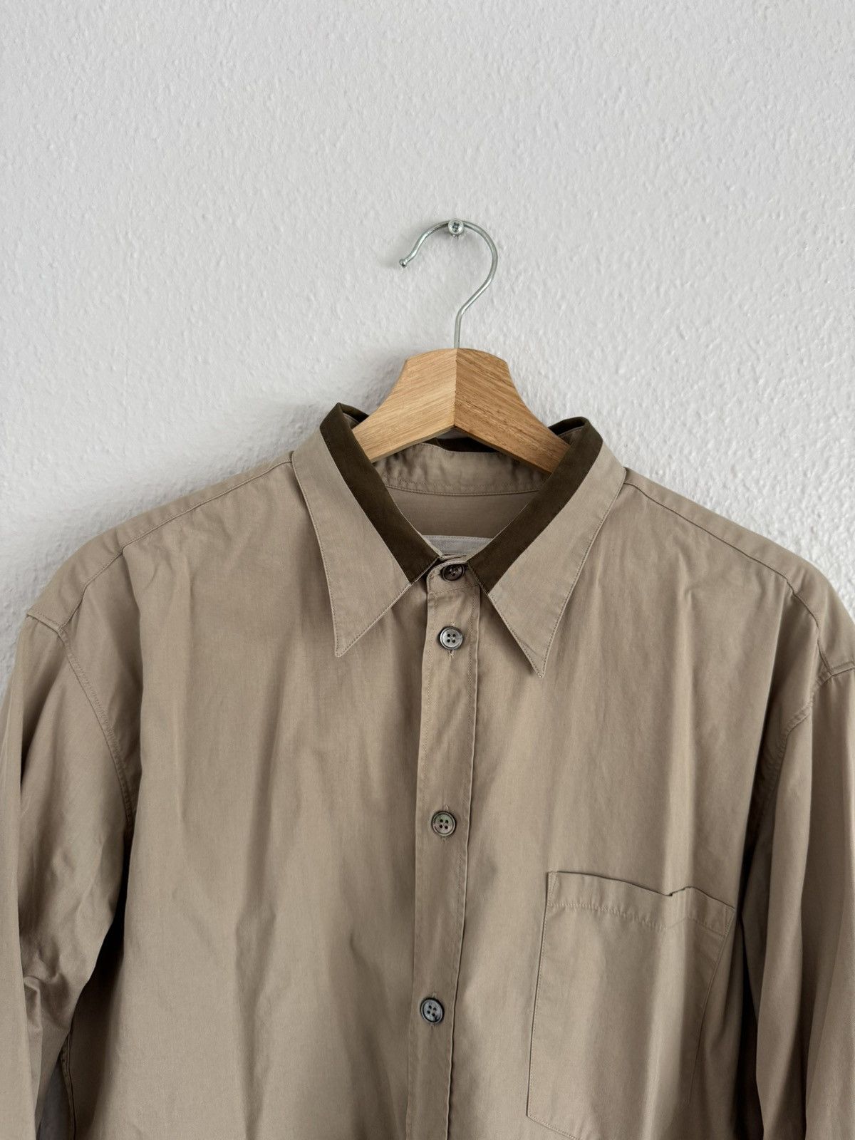 Helmut Lang Helmut Lang Contrast Collar Beige Military Shirt Size US M / EU 48-50 / 2 - 2 Thumbnail