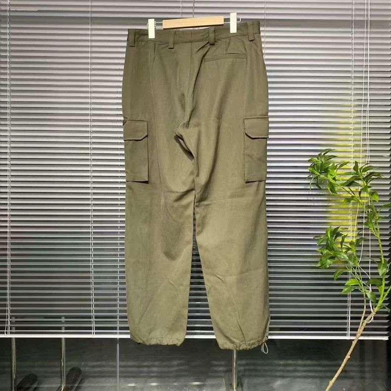 Louis Vuitton Louis Vuitton Trousers Pin logo Jacquard pattern Metal log Size US 42 / EU 58 - 2 Thumbnail