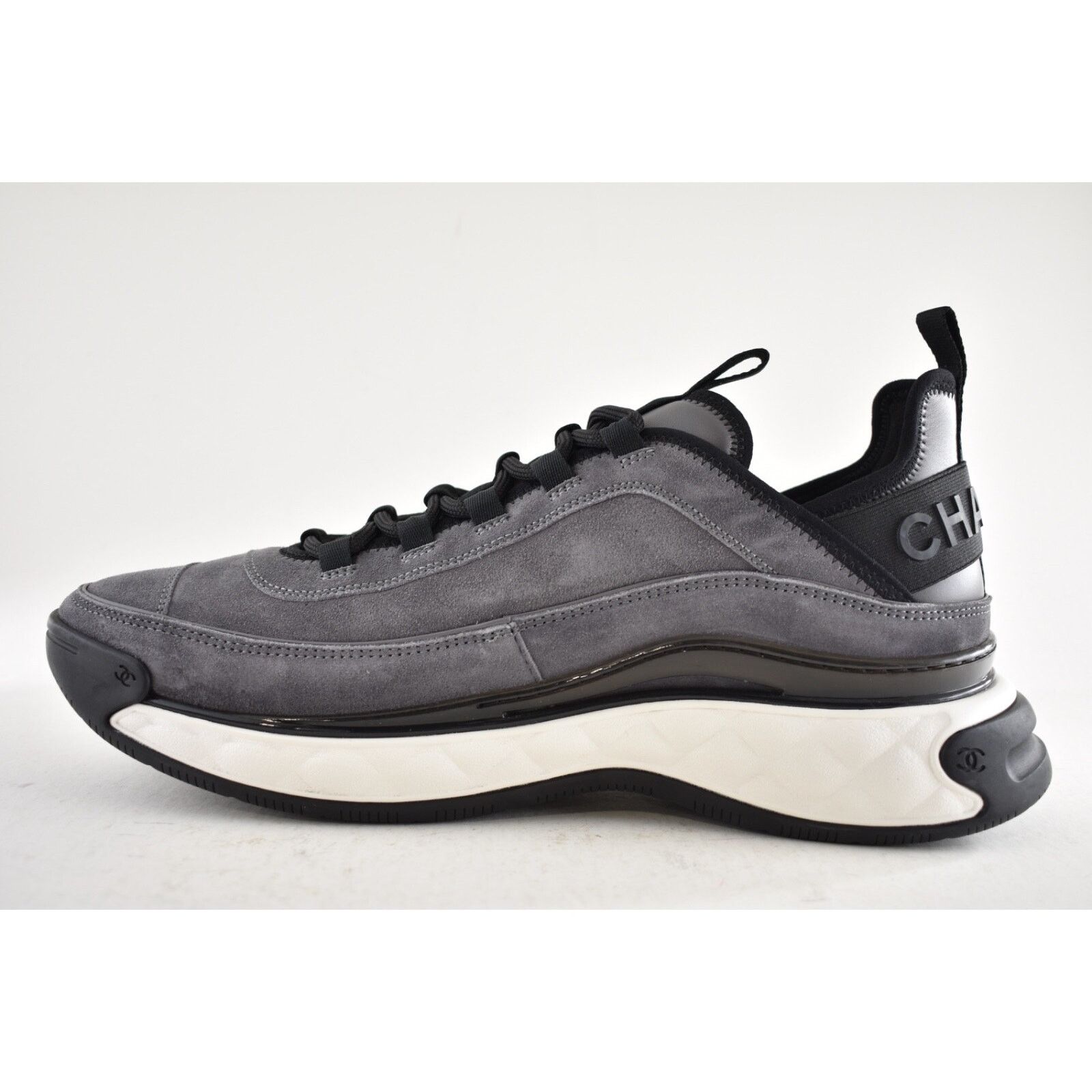 Chanel Chanel 23K Mens Grey Black White CC Logo Lace Up Low Top Size US 11 / EU 44 - 8 Thumbnail