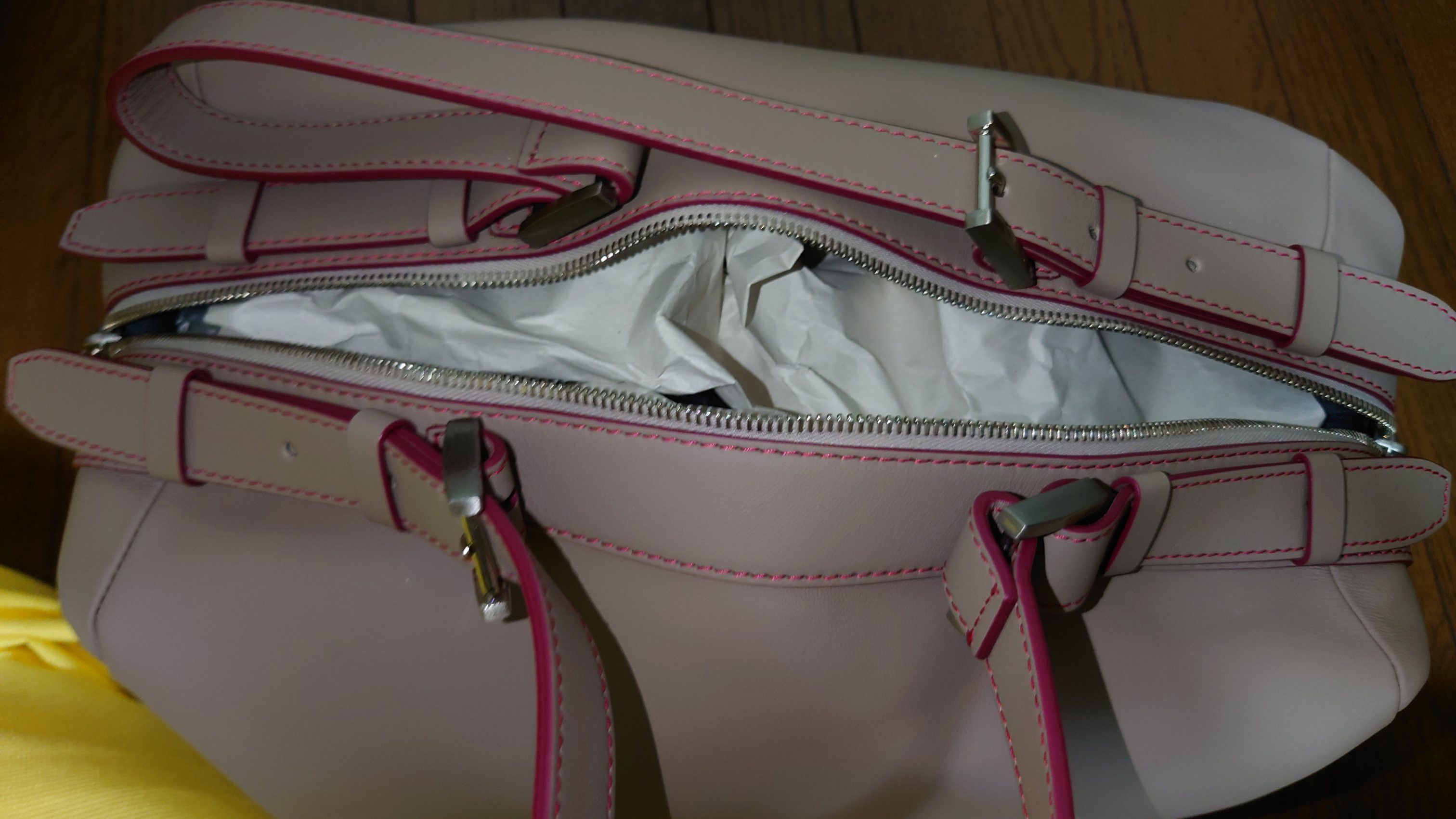 Other Schedoni Ferrari GTC4 LUSSO T original Bag Size ONE SIZE - 6 Thumbnail