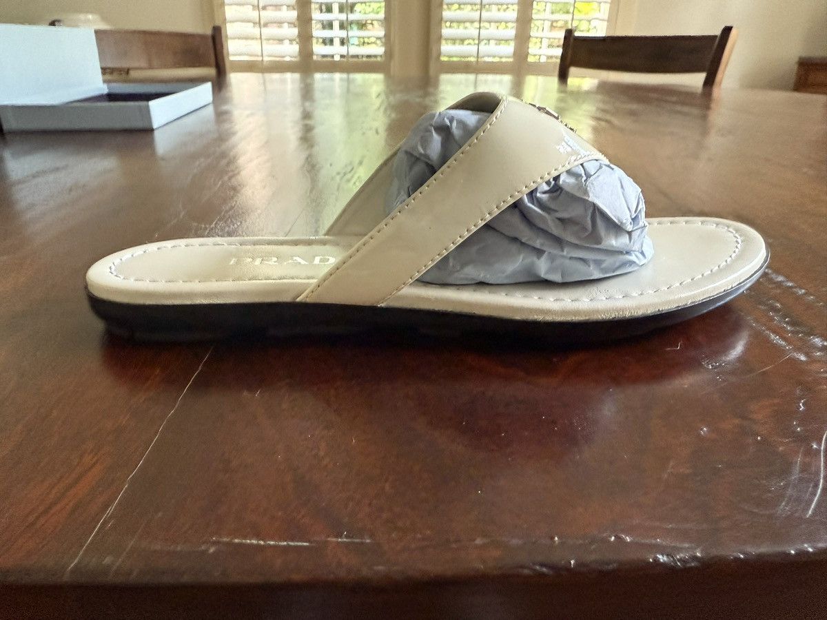 Prada Prada Vernice Sandal Size US 7 / IT 37 - 4 Thumbnail