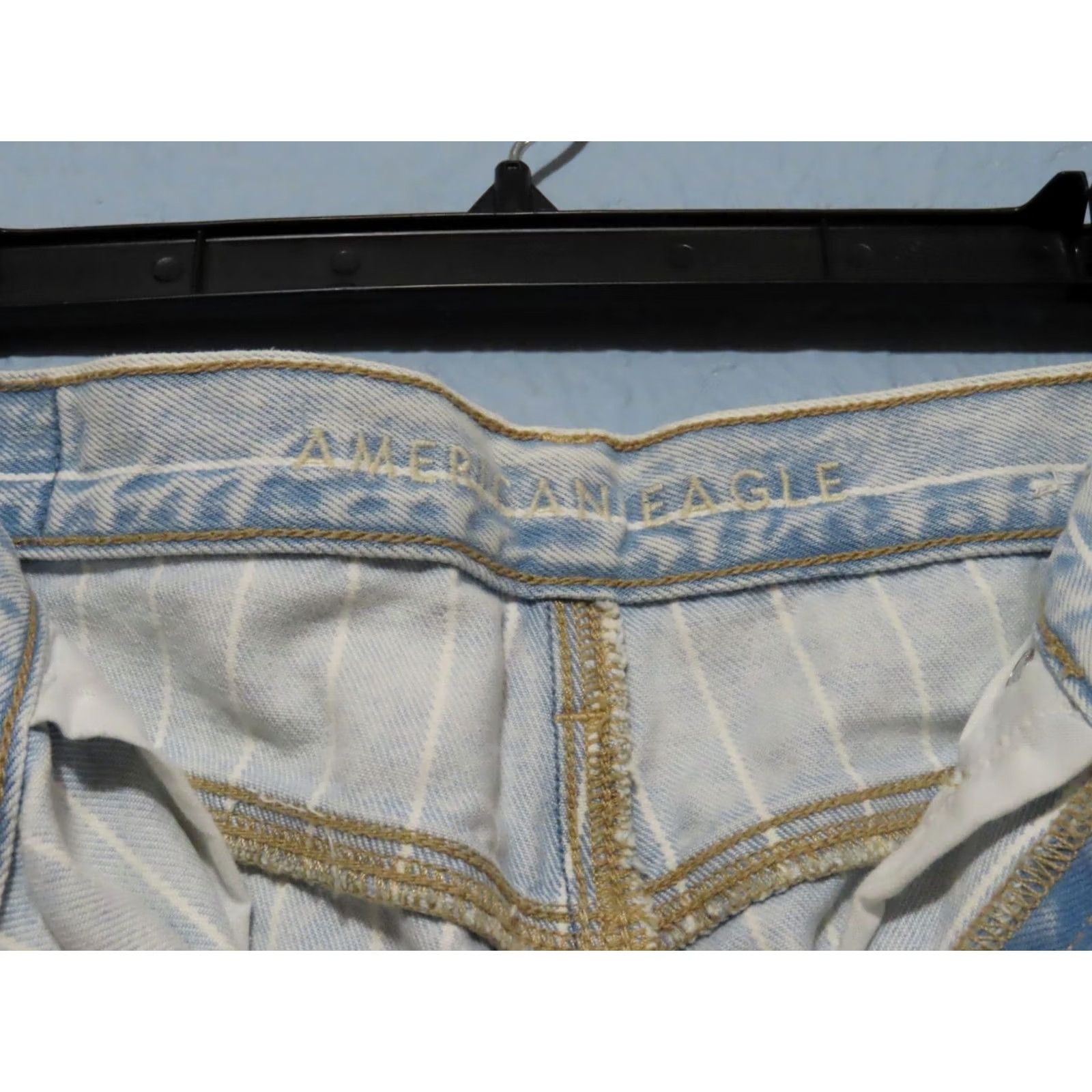 American Eagle Outfitters VINTAGE American Eagle Outfitters Mom Jeans Jeans Women 8 Blue White Striped Denim High Rise Ankle 26" Inseam Girls? Size 30" / US 8 / IT 44 - 6 Thumbnail