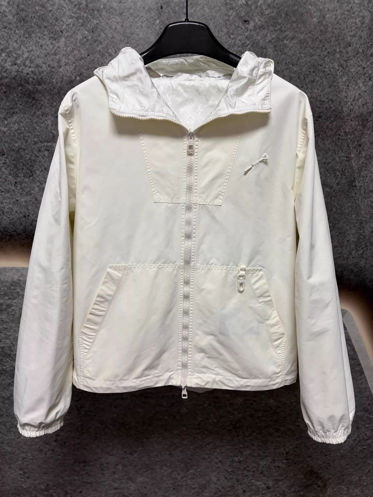 Louis Vuitton LV All-Over Logo Double-Sided Jacket White Size 50 Size US M / EU 48-50 / 2 - 1 Thumbnail