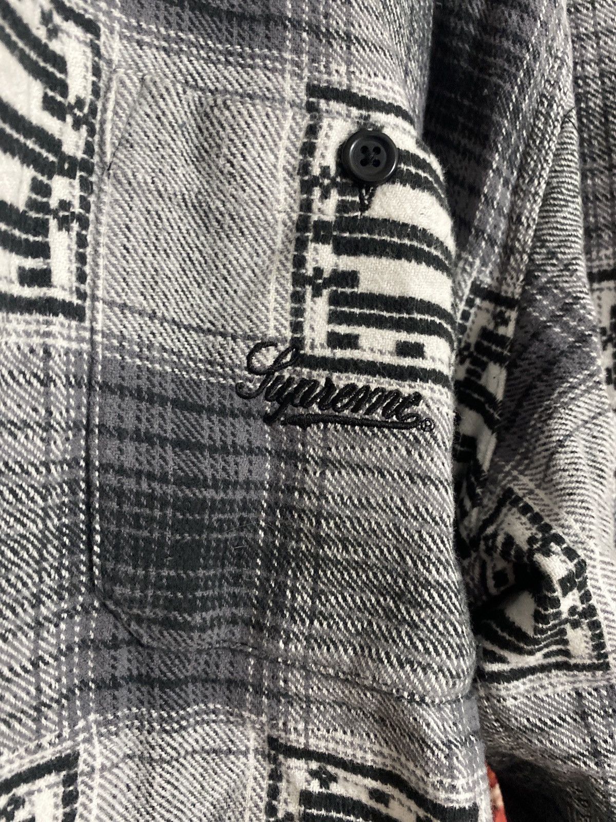 Supreme Supreme Hooded Shadow Plaid Shirt Size US S / EU 44-46 / 1 - 3 Thumbnail