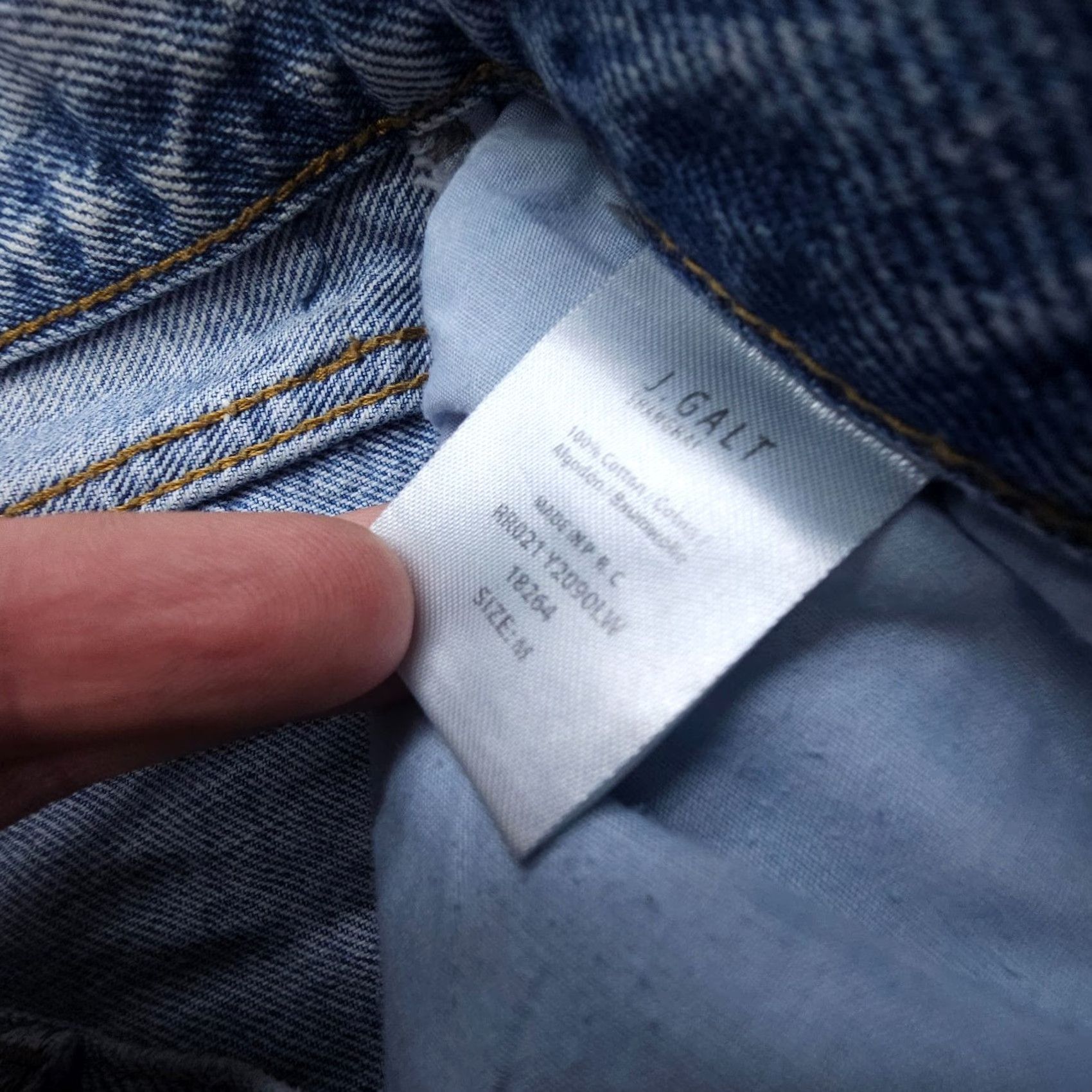 Brandy Melville Brandy Melville John J. Galt High Rise Light Wash Slim Jeans Medium (26 x 28") Jeans Women Slim 5-Pocket Denim Blue City 90s? Size 32" / US 10 / IT 46 - 3 Thumbnail