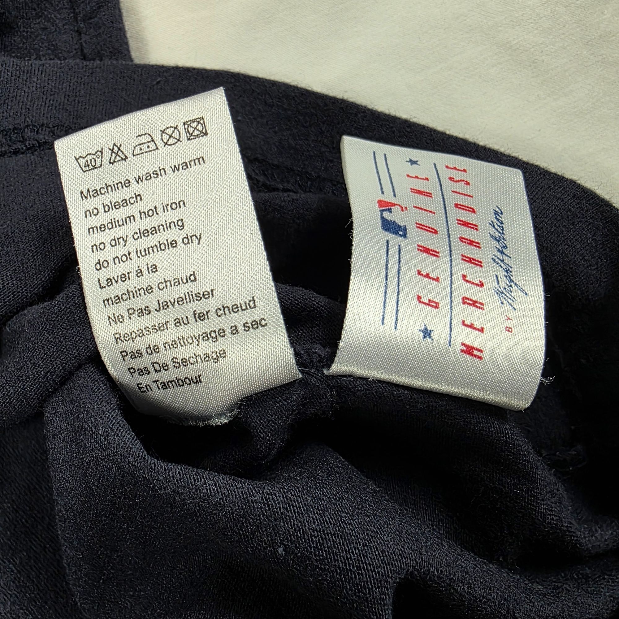Other Wright & Ditson Mens Size 2XL Black Shirt New York Yankees V Size US XXL / EU 58 / 5 - 5 Thumbnail