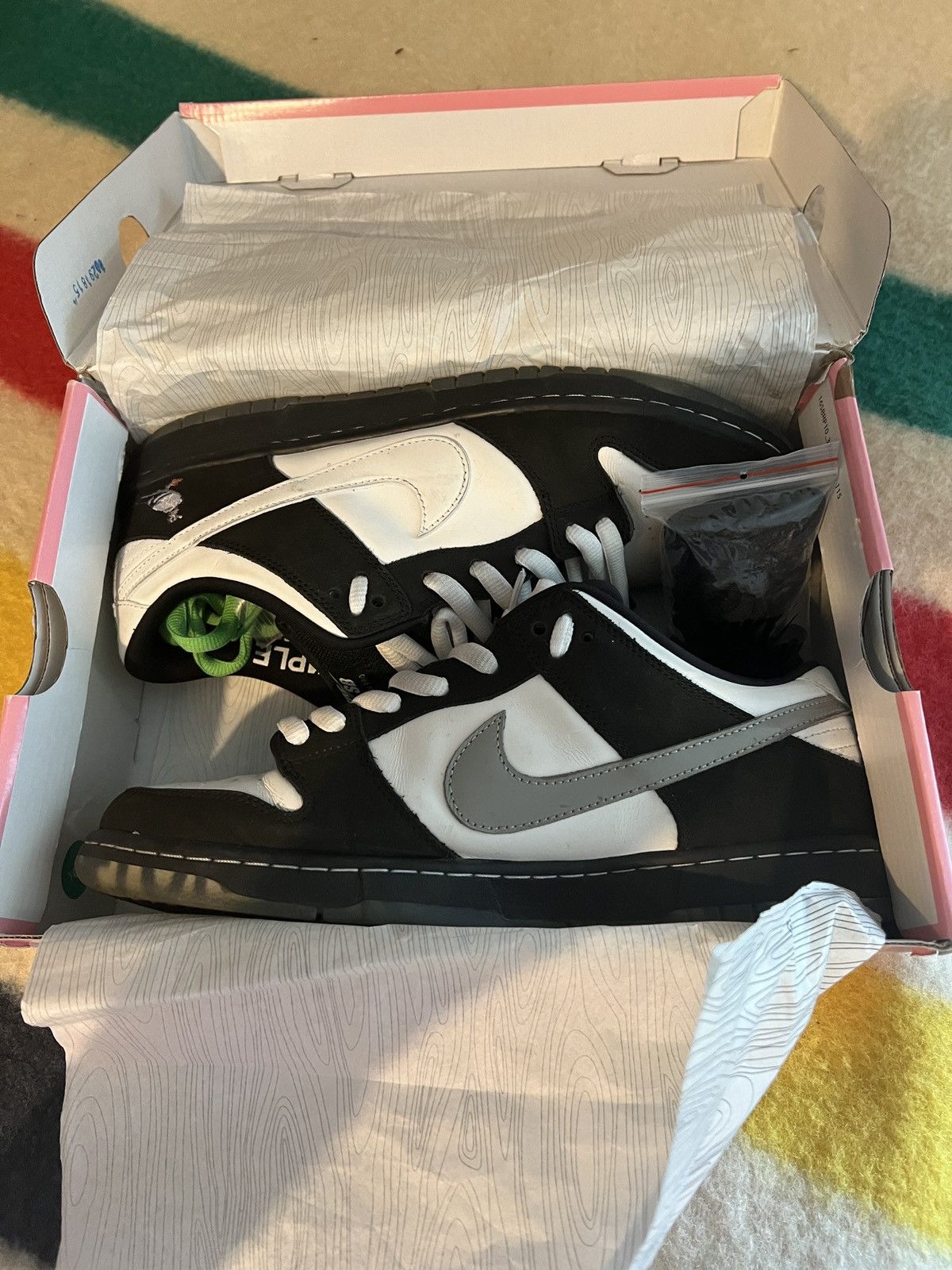 Nike × Staple Nike Dunk SB Staple Panda Pigeon Size US 11 / EU 44 - 5 Thumbnail