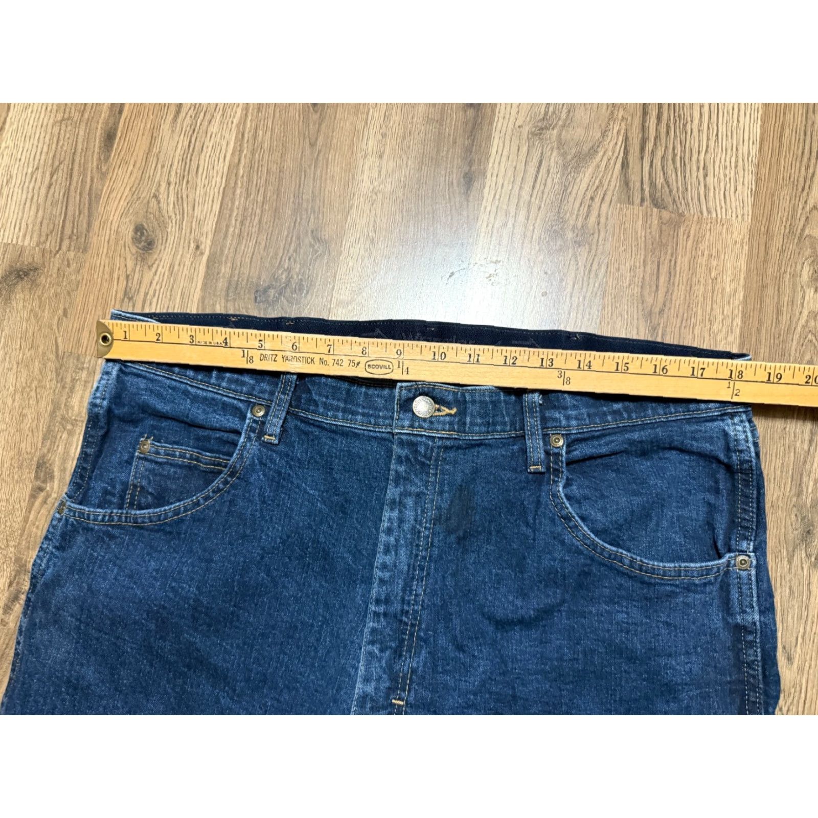 Wrangler Wrangler Jeans Men 38x32 Blue Denim Straight Leg Rugged 45" Length Jeans Regular 5-Pocket Size US 38 / EU 54 - 7 Thumbnail