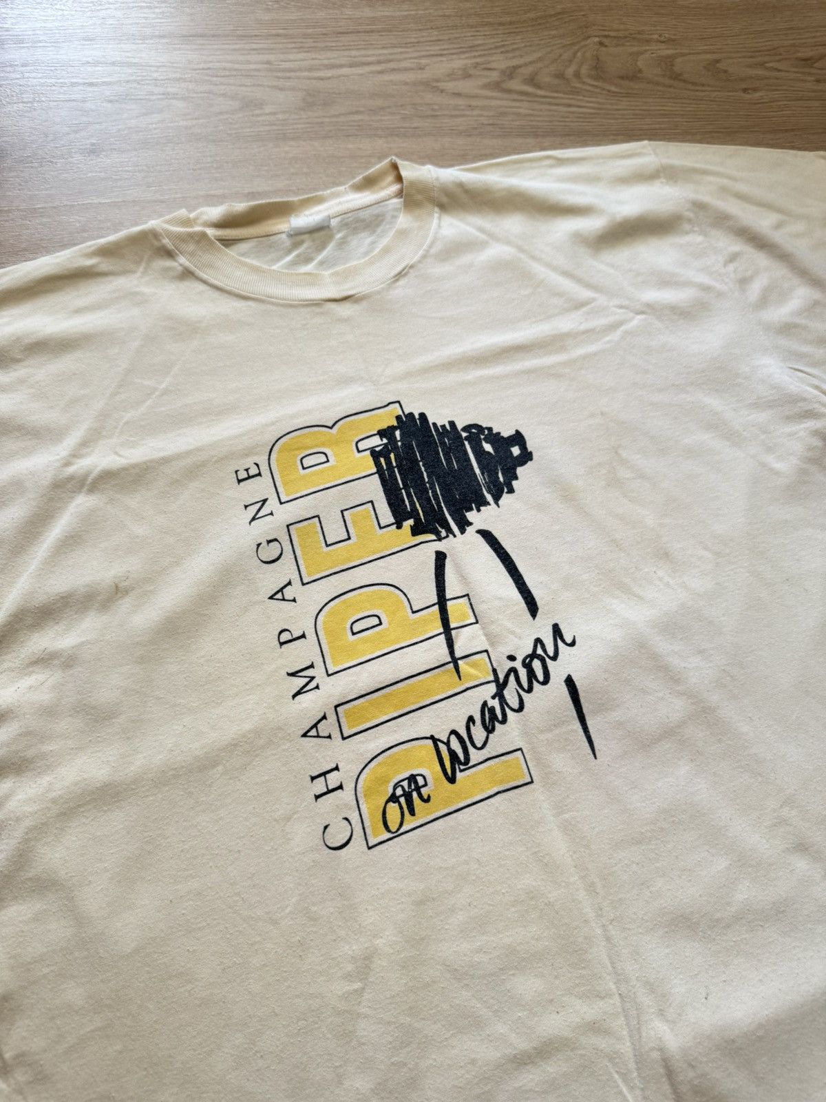 Vintage Vintage 90’s Piper Champagne Movie Festivals Cannes T-Shirt Size US XL / EU 56 / 4 - 2 Thumbnail