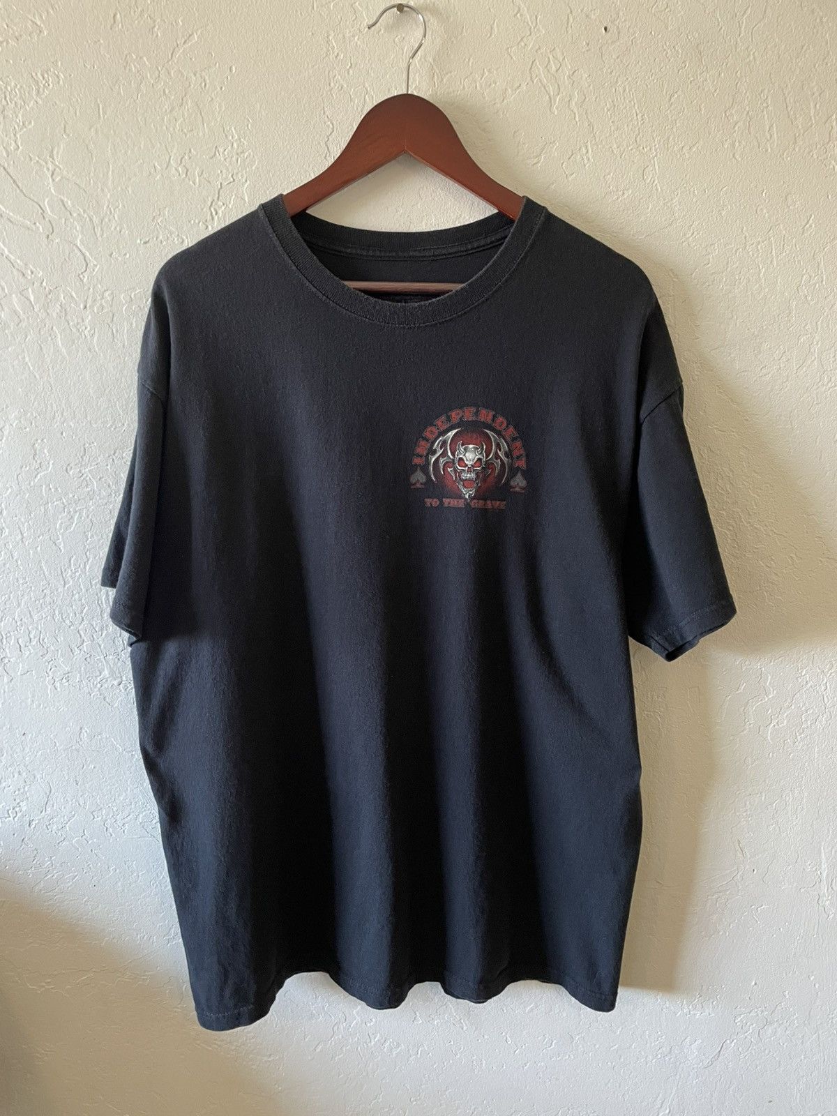 Liquid Blue Vintage 2000s Y2K Liquid Blue Independent shirt Xl 24 X 29.5 Size US XL / EU 56 / 4 - 2 Thumbnail