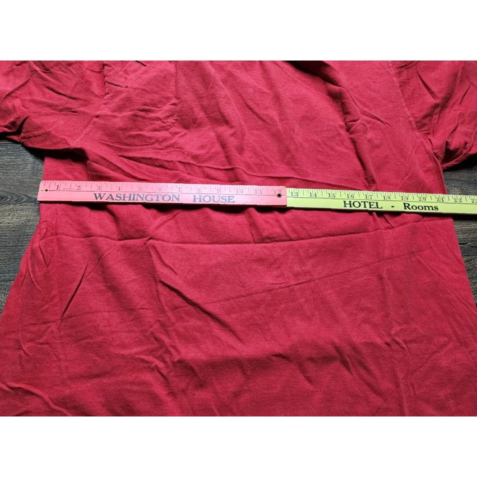 Old Navy VINTAGE Old Navy Men's L Logo Graphic T Shirt Red Distressed Short Sleeve Cotton Size US L / EU 52-54 / 3 - 3 Thumbnail