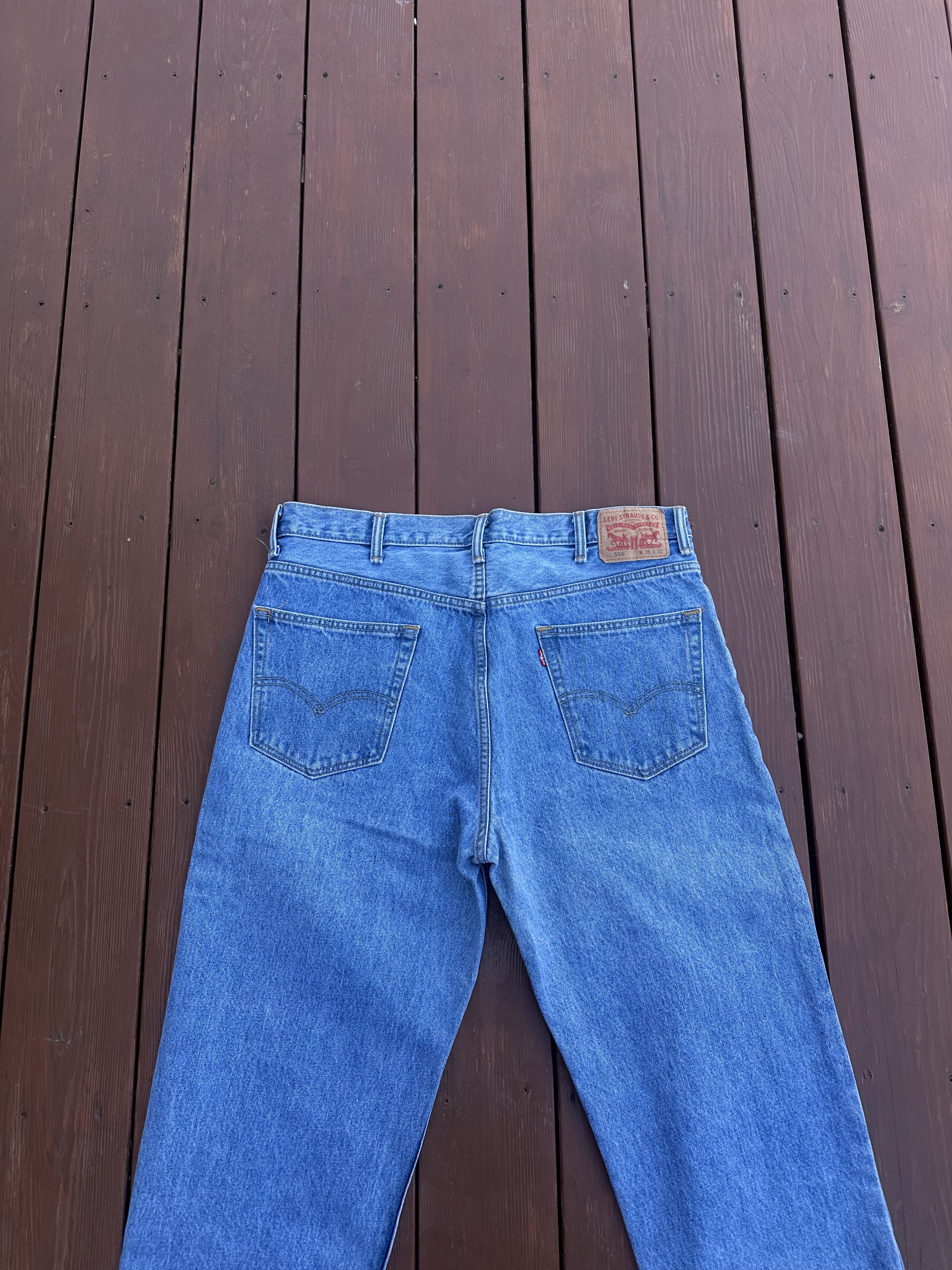 Levi's × Vintage Men’s Vintage Blue Jeans Levi’s 550 Size:38/32 Size US 38 / EU 54 - 14 Thumbnail