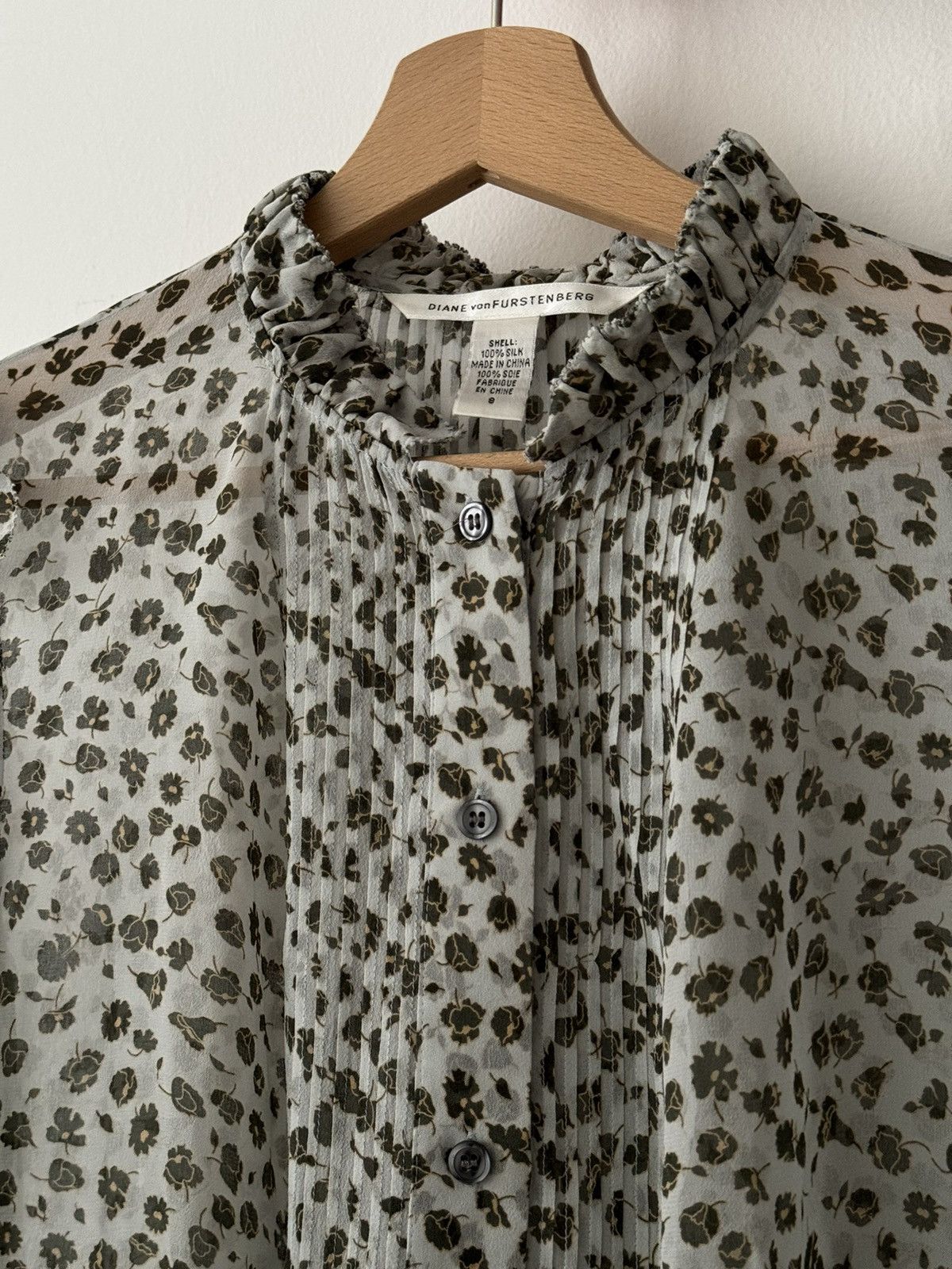 Diane von Furstenberg Diane Von Furstenberg Blouse Size M / US 6-8 / IT 42-44 - 1 Thumbnail