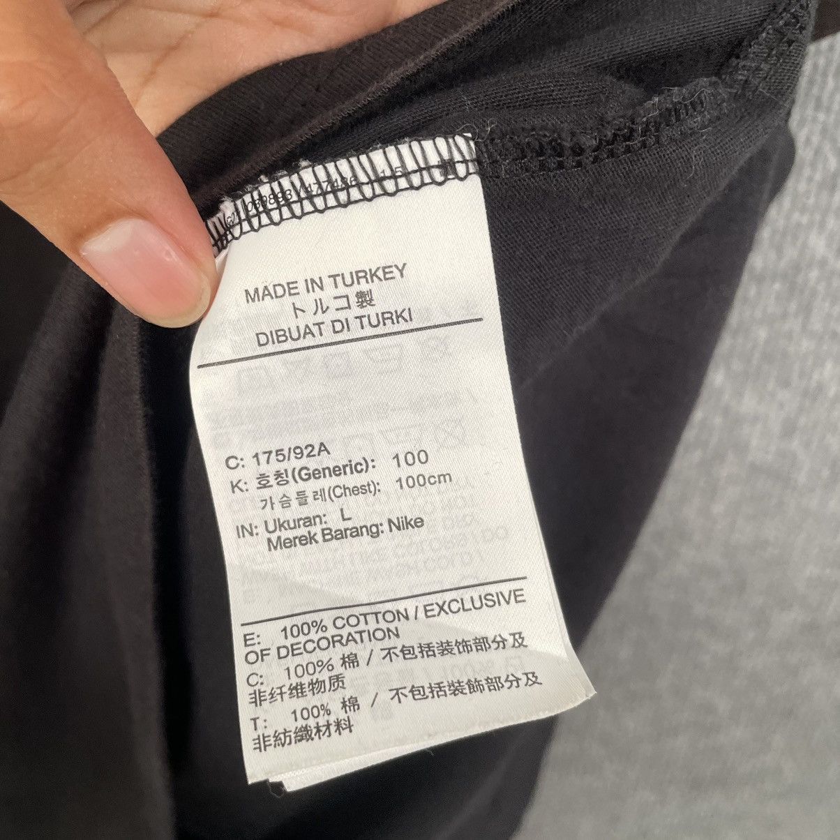 Nike Y2K Nike Worldwide Streetwear T Shirt Travis Style Size US M / EU 48-50 / 2 - 6 Thumbnail