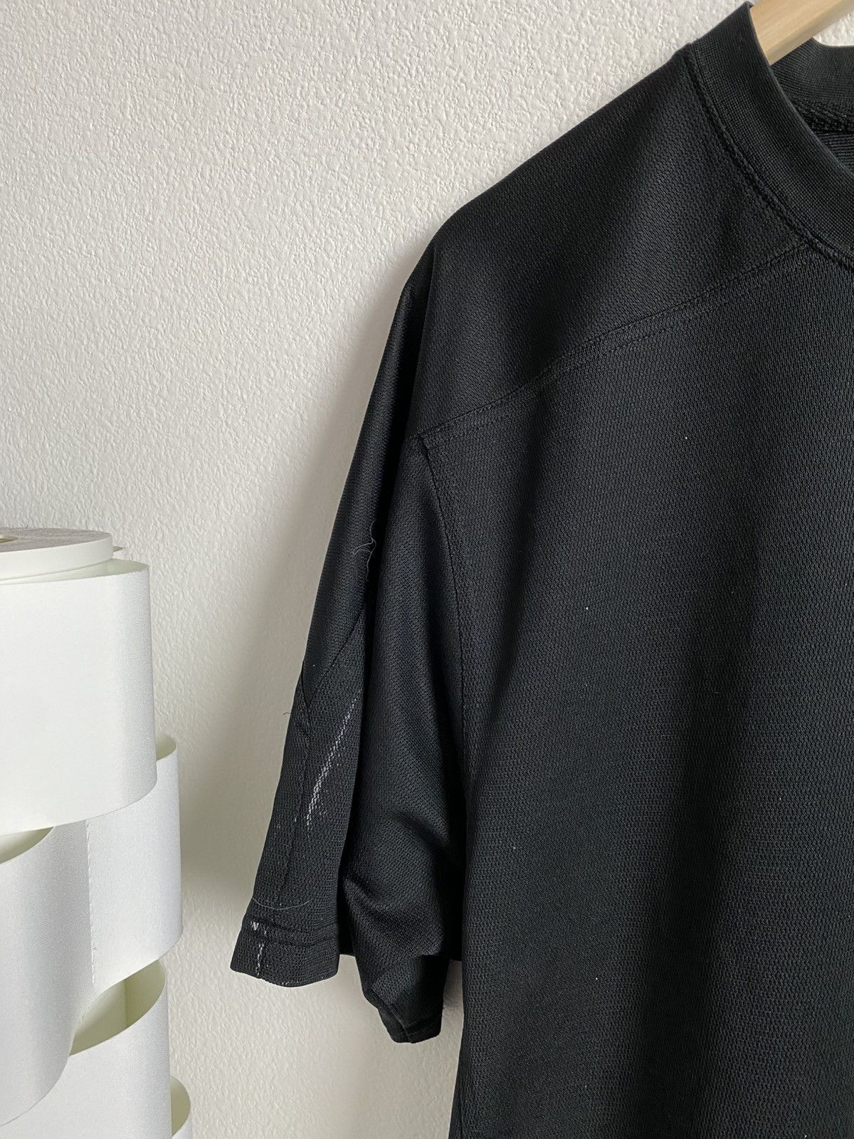 Nike 00s Nike Mini Swoosh Athletic Tee Size US XL / EU 56 / 4 - 4 Thumbnail
