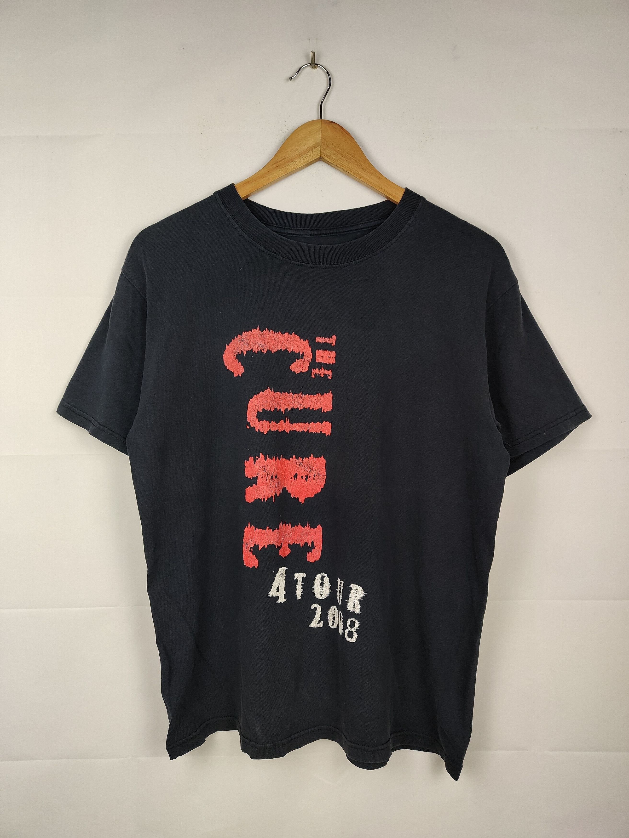 The Cure × Vintage The Cure vintage Y2K 2008 tour t shirt Size US M / EU 48-50 / 2 - 1 Thumbnail