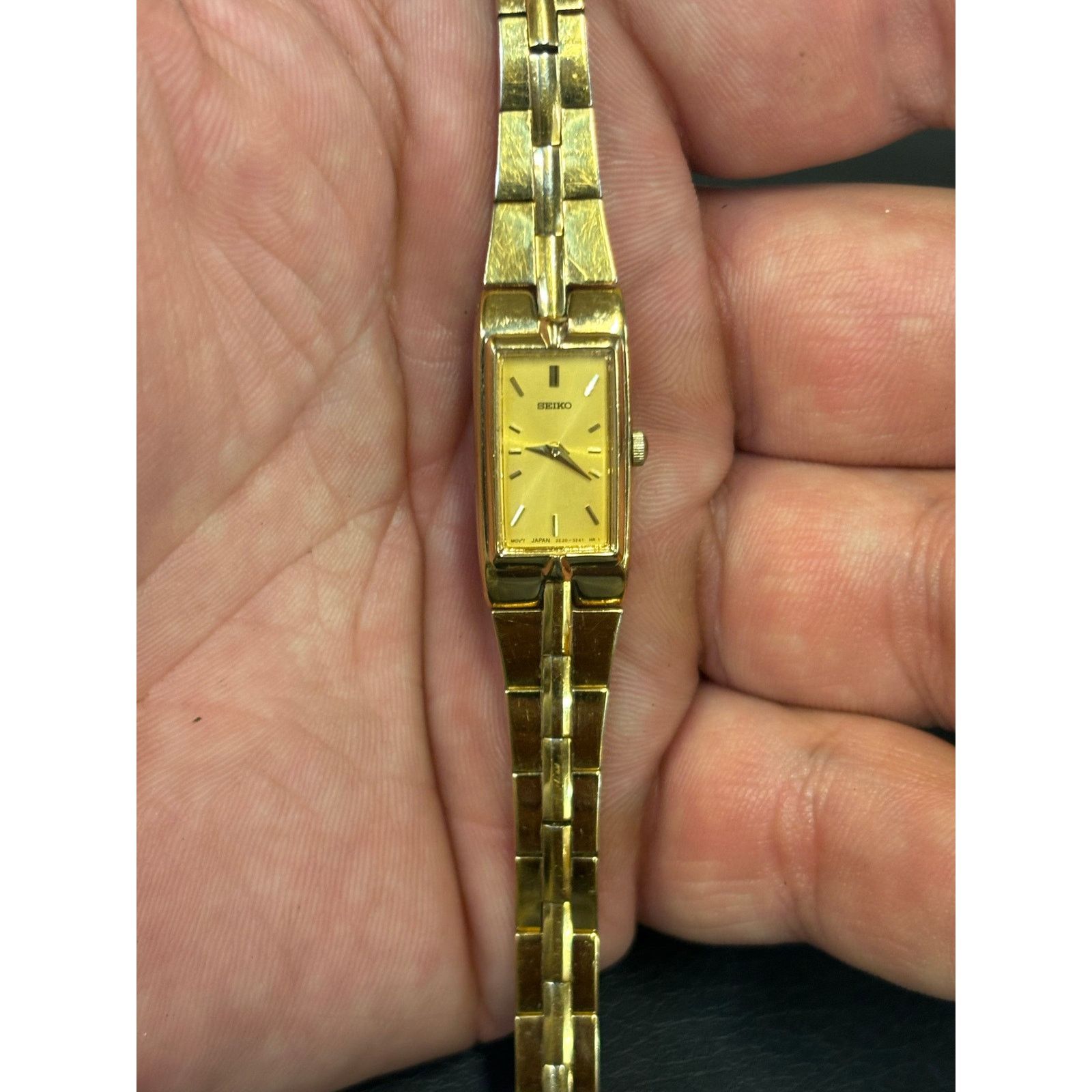 Seiko Vintage Seiko 2E20-0AY0 Gold Tone Women's Watch! | Grailed