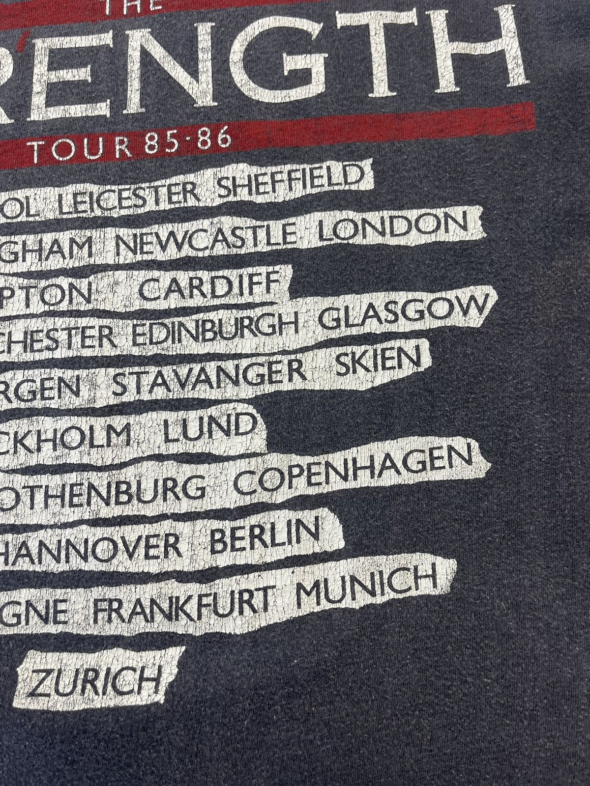 Band Tees RARE Vintage 1986 Alarm Spirit Of '86 In USA Band Tour Shirt Size US S / EU 44-46 / 1 - 21 Thumbnail