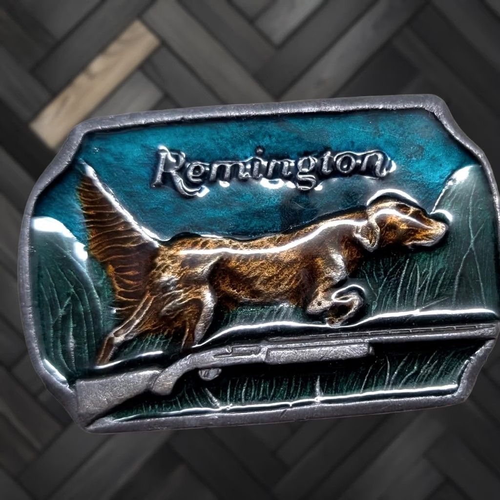 Vintage VINTAGE Remington belt buckle HUNTING DOG Irish Setter WESTERN duck hunt GUN Pewter Men Green belt buckle Bird Hunting size 1.75 in Mens Size ONE SIZE - 1 Thumbnail