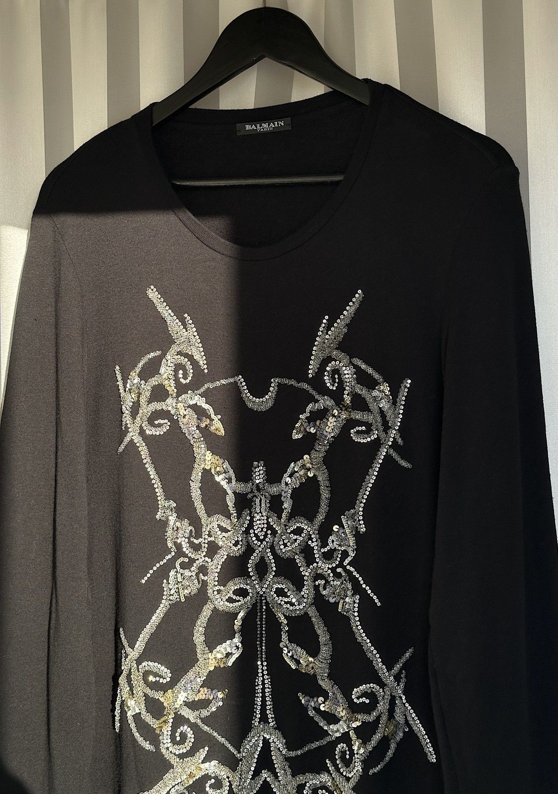 Balmain BALMAIN Decarnin 2008 Embellished Sequin Sweater 4g seller Size US M / EU 48-50 / 2 - 4 Thumbnail