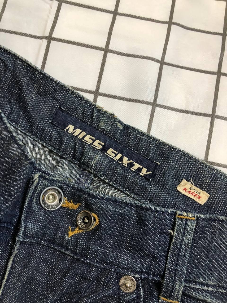 Miss Sixty Miss Sixty High Binky Slim Straight Leg Jeans Size 28" / US 6 / IT 42 - 16 Thumbnail