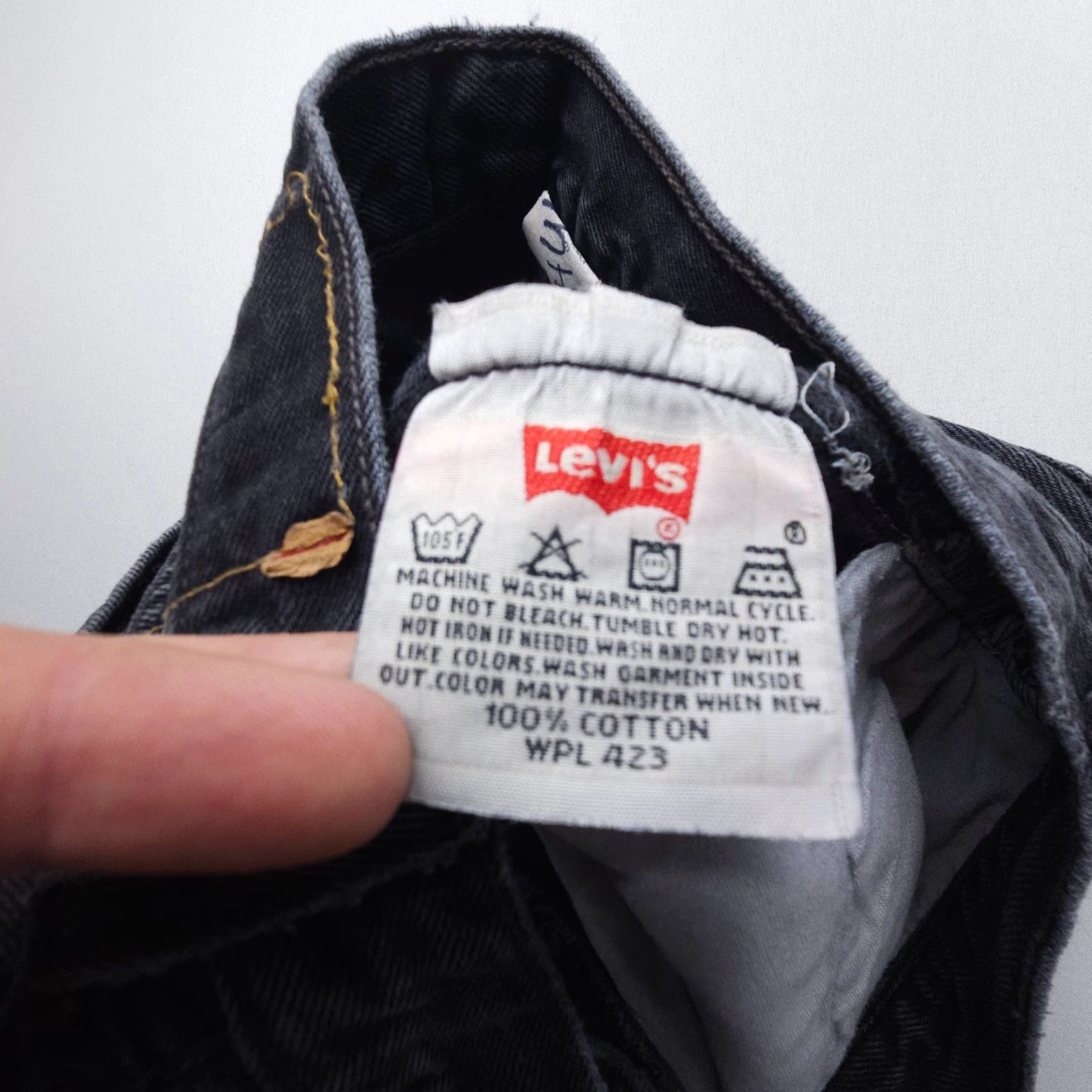 Levi's VTG Levi's 501 Jeans Mens 30 x 32 Button Fly Straight Denim Black 90s 501 Series Vintage Classic American Mens Regular Fit Size US 30 / EU 46 - 3 Thumbnail