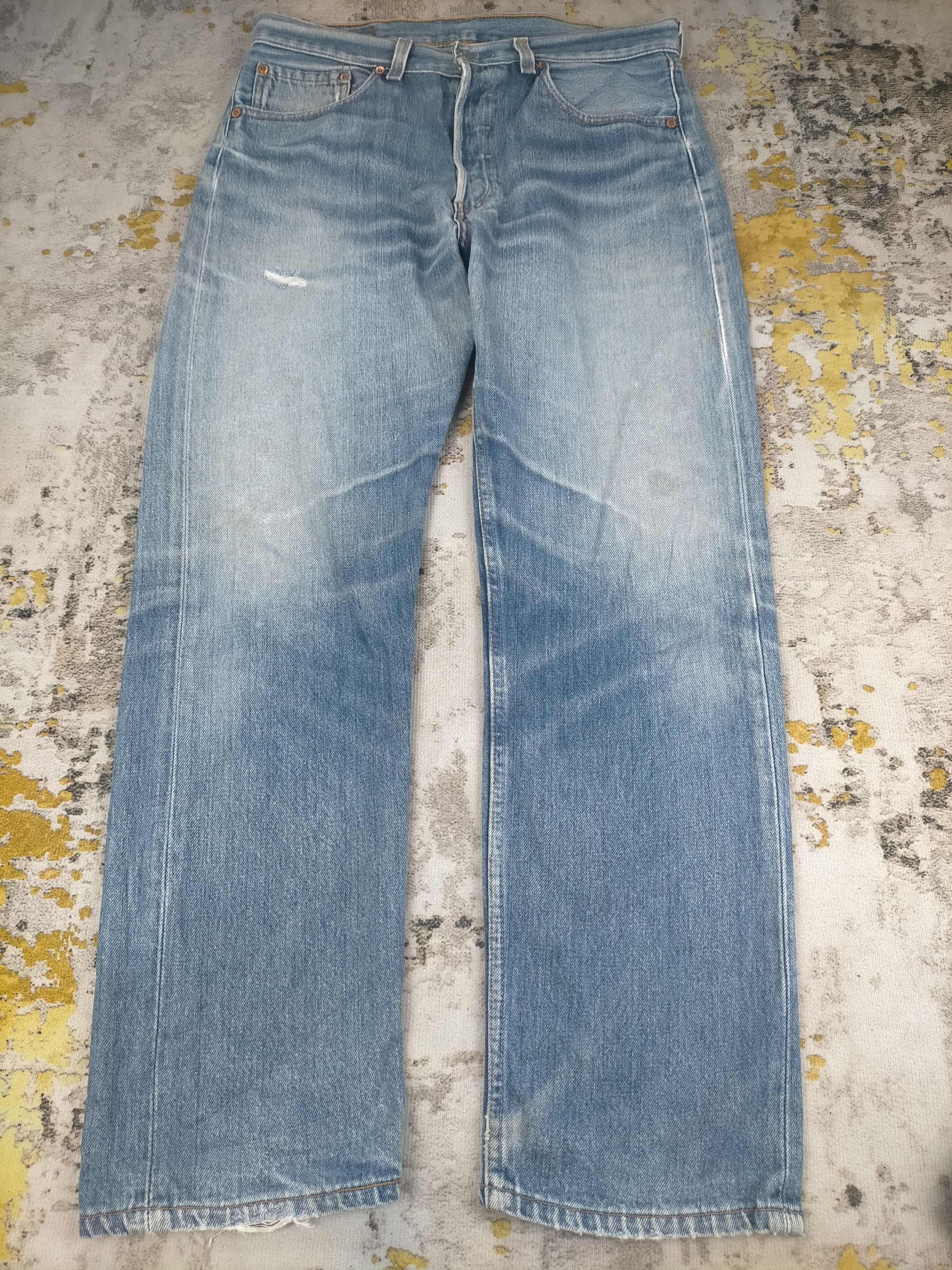 Levi's 🔥90s Levis 501 Button 524 Washed Distressed Jeans Size US 32 / EU 48 - 1 Thumbnail
