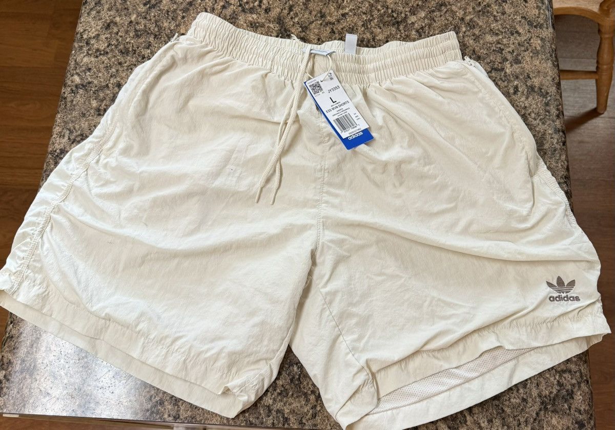 Adidas Adidas Women’s shorts Size 32" / US 10 / IT 46 - 3 Thumbnail