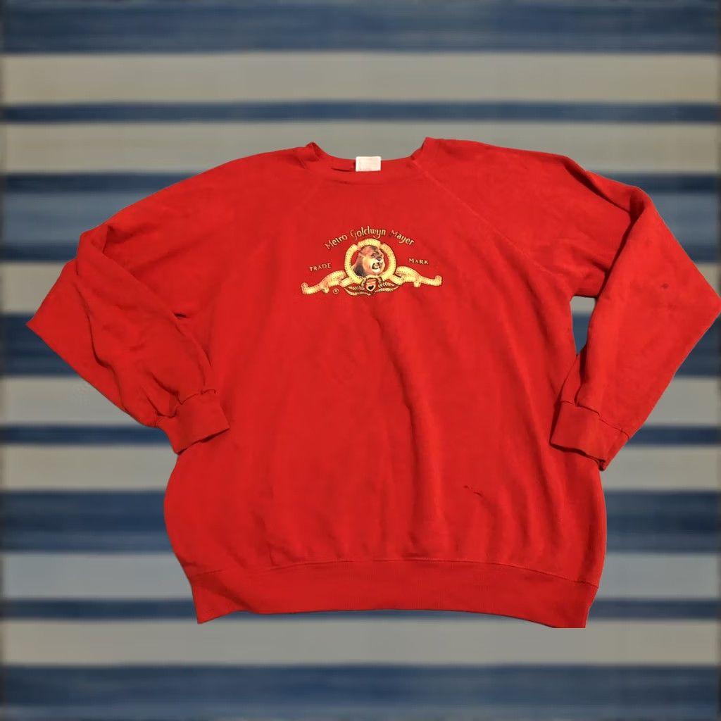 Hanes VINTAGE Hanes Red Crewneck Sweater Men XL Cotton Blend Pullover Crew Neck United States Made in USA Metro Goldwyn Mayer Size US XL / EU 56 / 4 - 1 Thumbnail