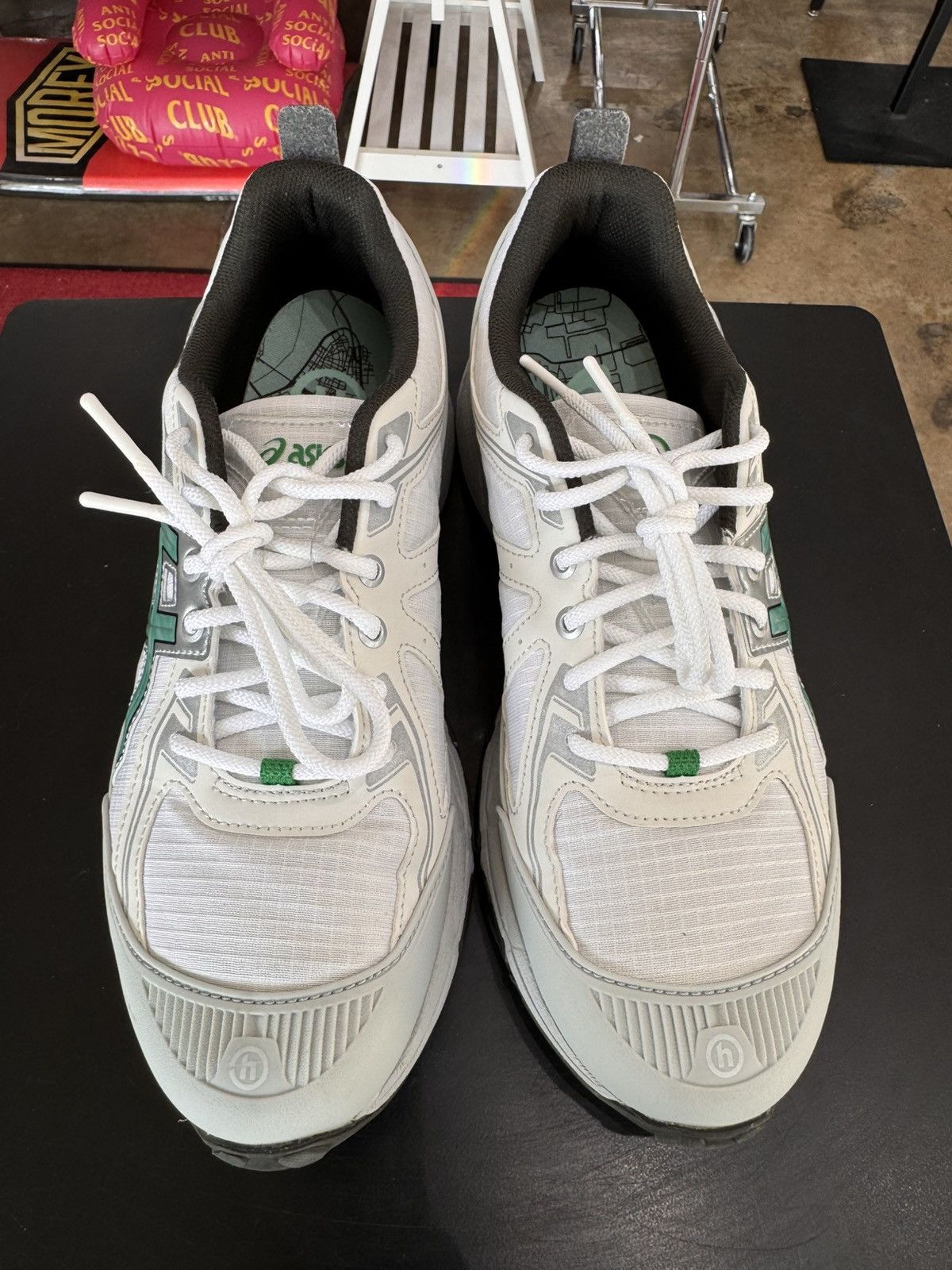 Asics × HIDDEN ASICS Gel-Venture 6 Shield Hidden NY Size 9 (2024) Size US 9 / EU 42 - 2 Thumbnail