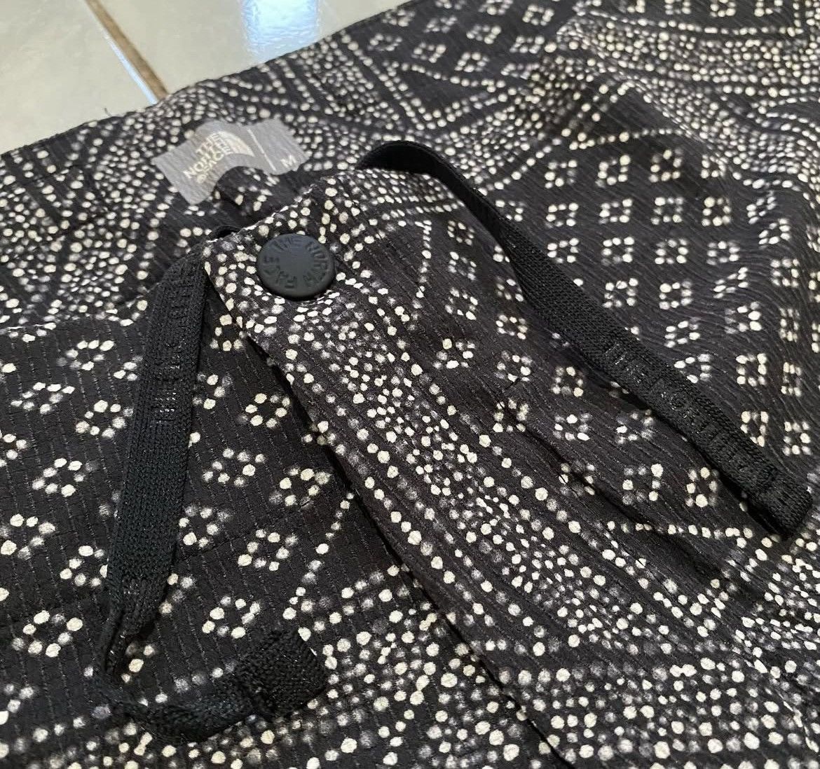 The North Face 2000s The North Face Dot Air Short Pants Size US 32 / EU 48 - 4 Thumbnail