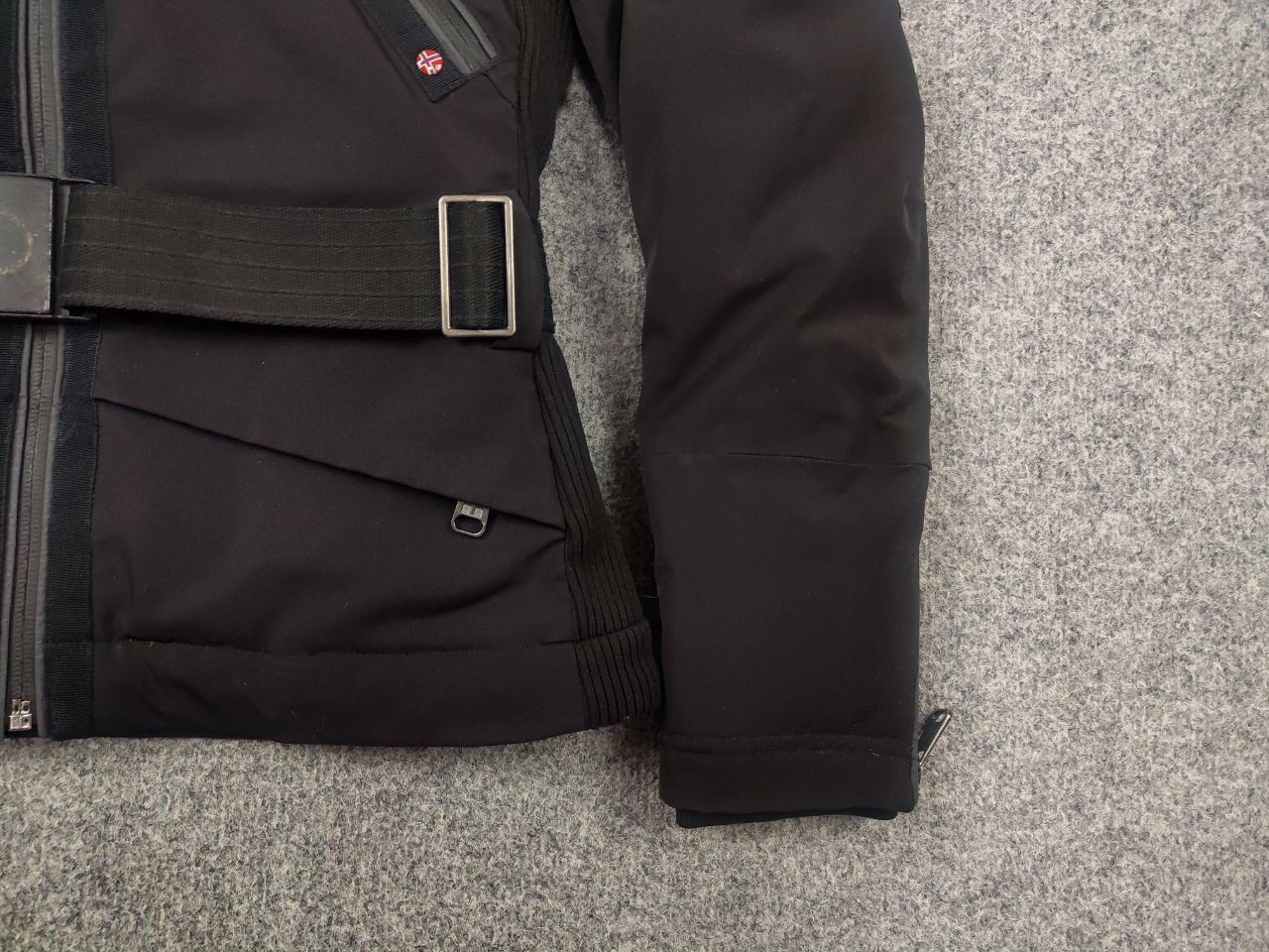Napapijri Napapijri taped seams Expedition Seams Ski Winter Fur Jacket Size XS / US 0-2 / IT 36-38 - 5 Thumbnail