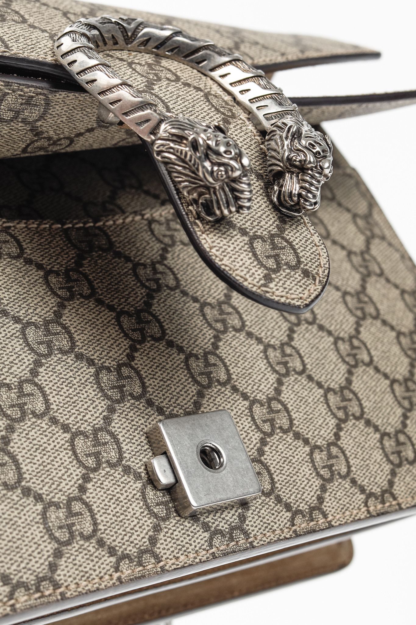 Gucci Gucci Dionysus GG Supreme Canvas Medium Shoulder Bag Size ONE SIZE - 9 Thumbnail