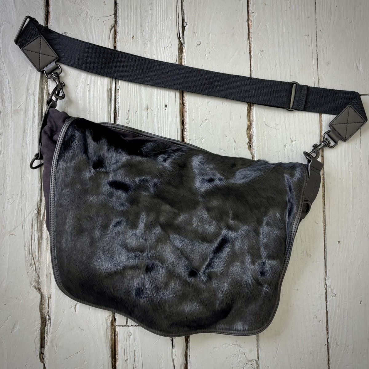 Yohji Yamamoto Y’s Mandarina by Yohji Yamamoto Pony Hair Messenger Bag Size ONE SIZE - 4 Thumbnail