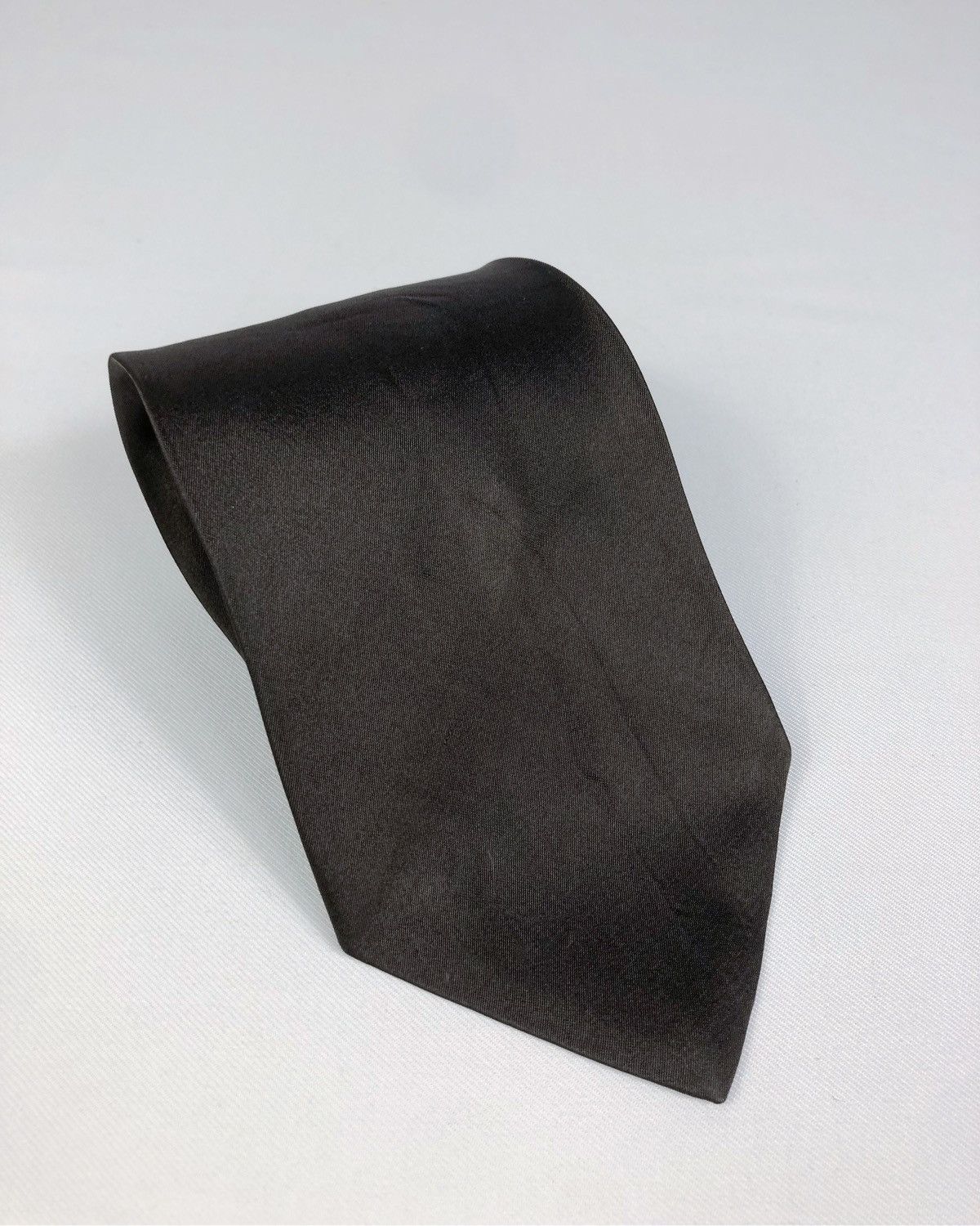 yves saint laurent knit tie