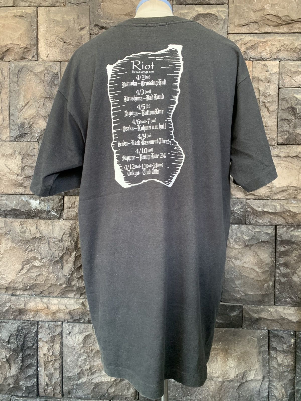 Band Tees Vintage 90s Riot Voyage To Japan Tour 1996 T shirt Size US XL / EU 56 / 4 - 5 Thumbnail