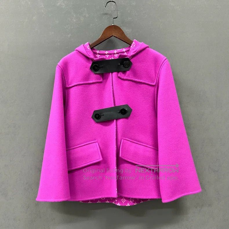 Louis Vuitton Louis Vuitton Wool jacket with purple-pink leather buttons Size XS / US 0-2 / IT 36-38 - 1 Thumbnail