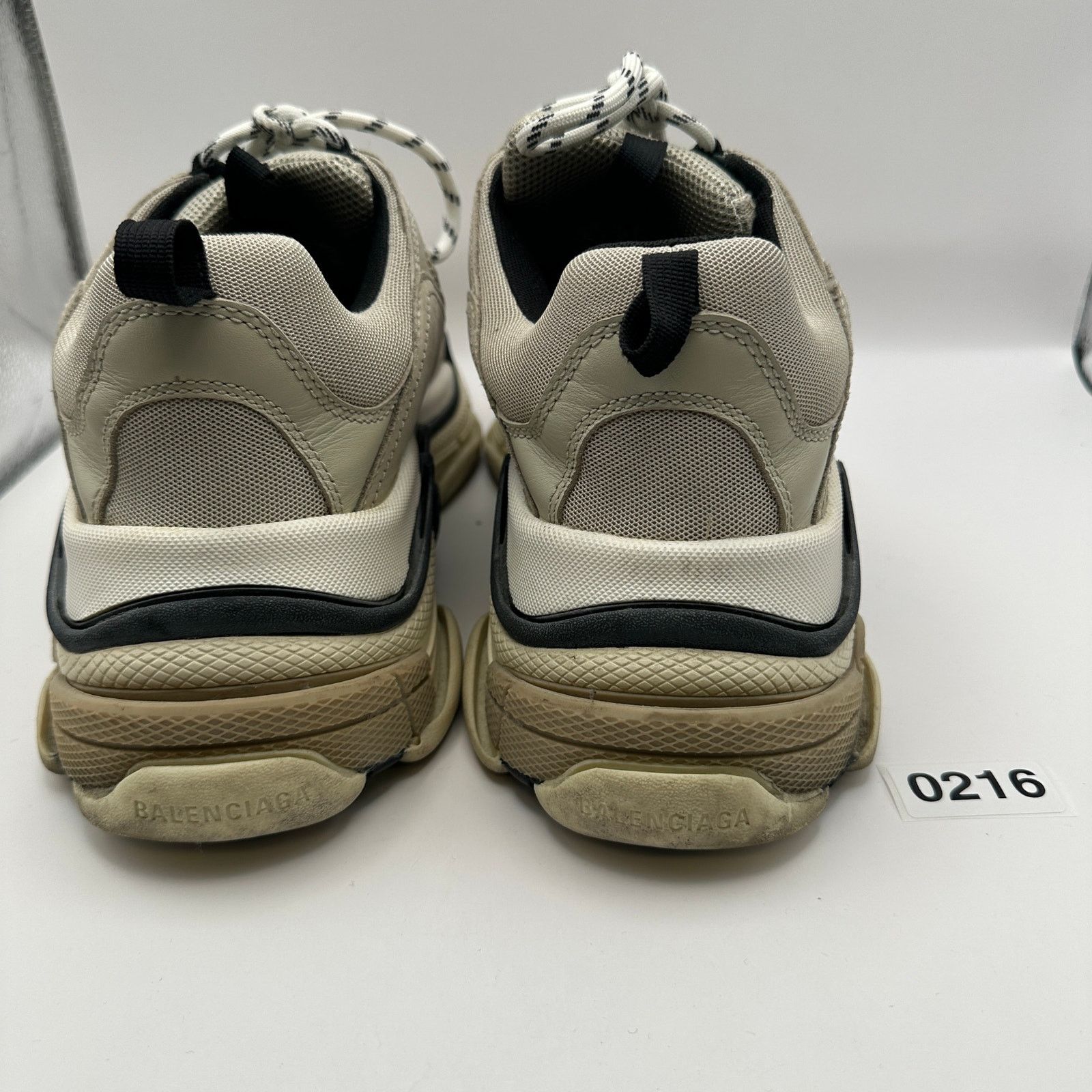 Balenciaga BALENCIAGA RARE TRIPLE S Men's 11 Sneaker Vanille 536747 Size US 11 / EU 44 - 6 Thumbnail